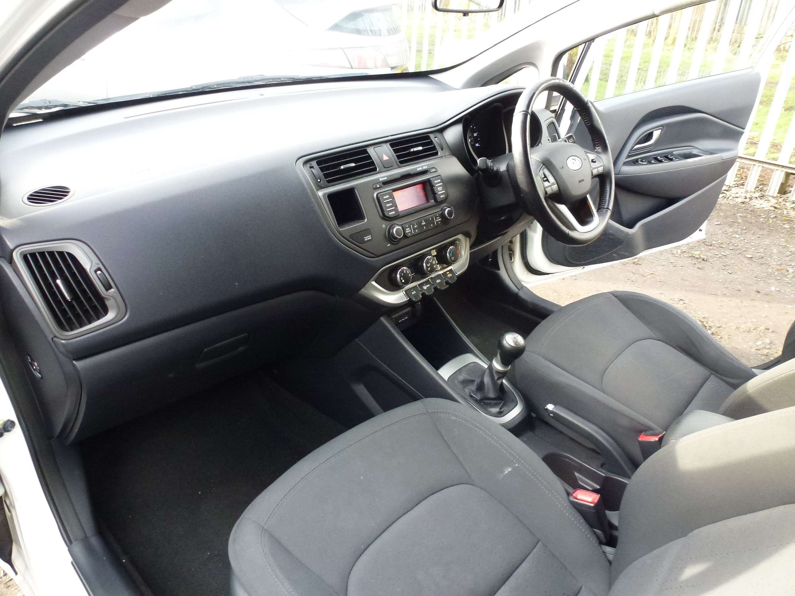 2012 KIA RIO 2012 KIA RIO