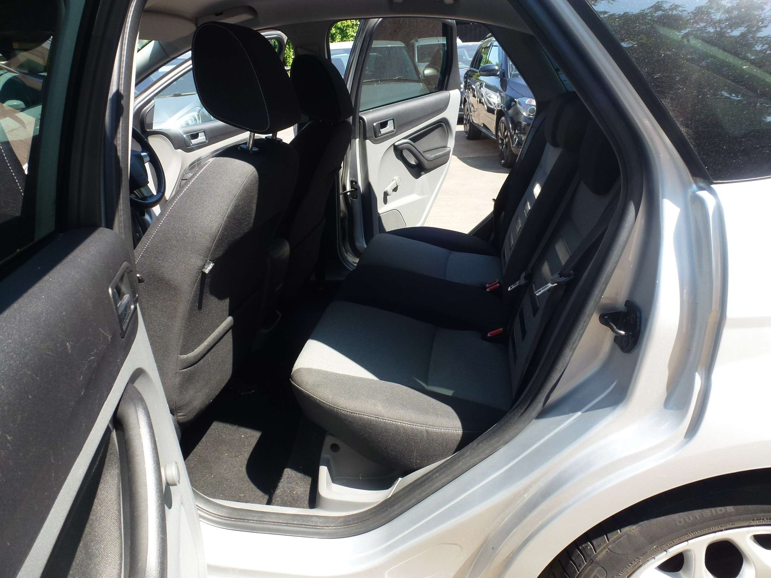 2011 FORD FOCUS 2011 FORD FOCUS