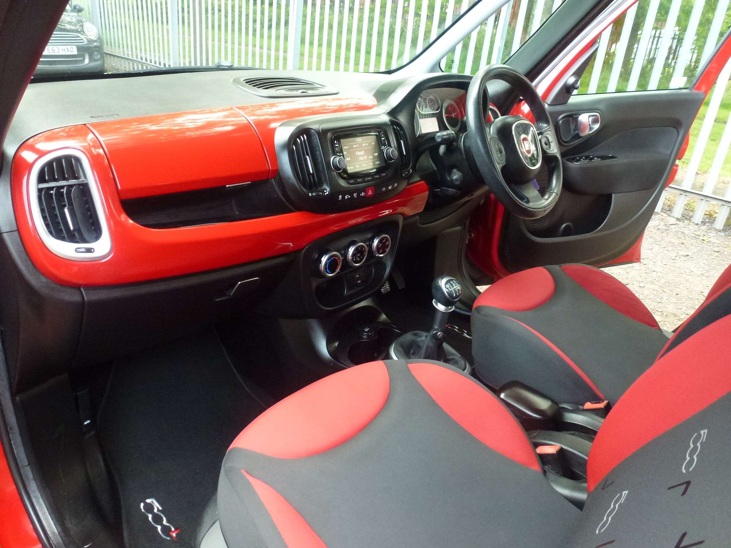 2014 FIAT 500L 2014 FIAT 500L