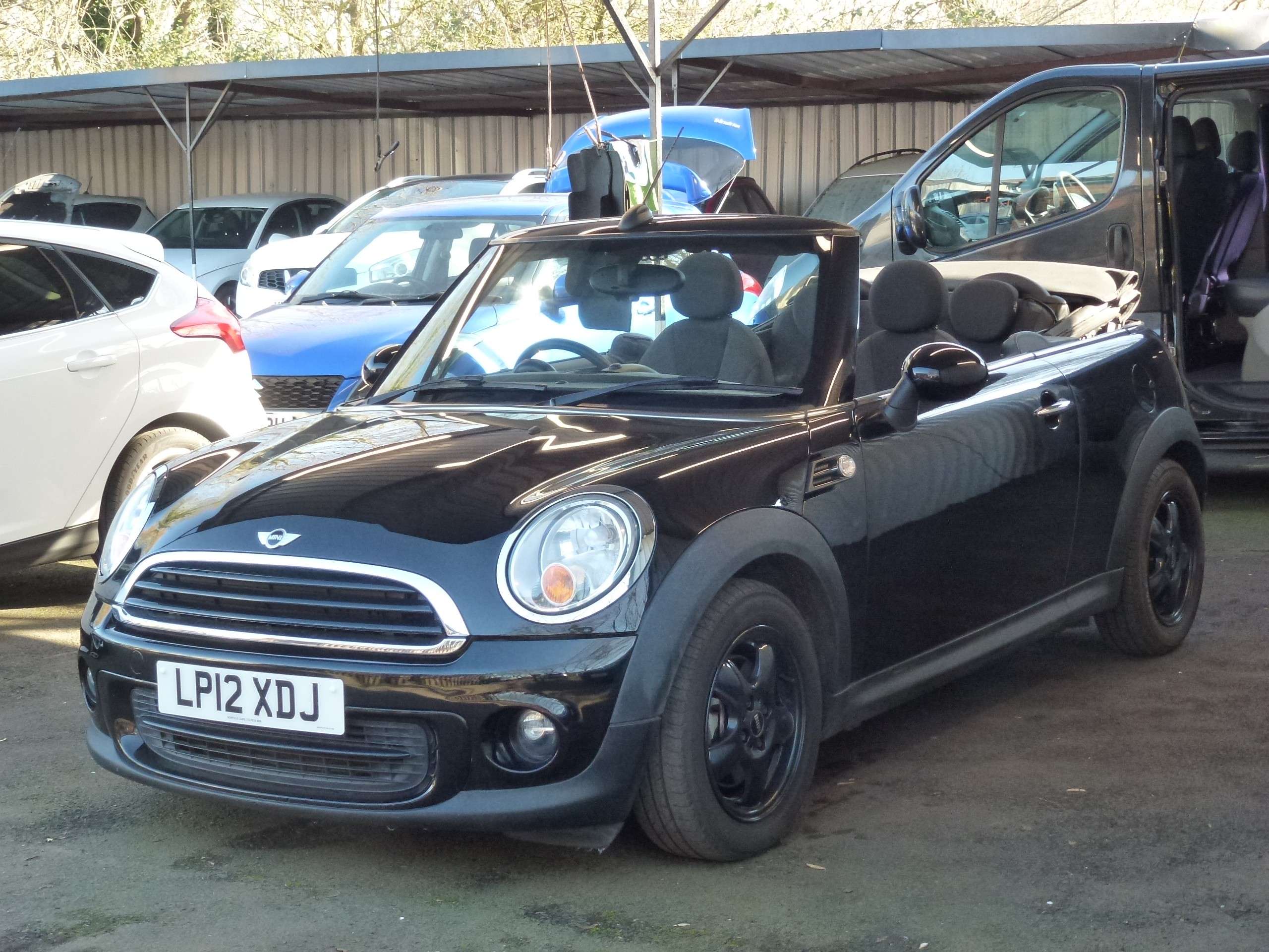 2012 MINI CONVERTIBLE 2012 MINI CONVERTIBLE