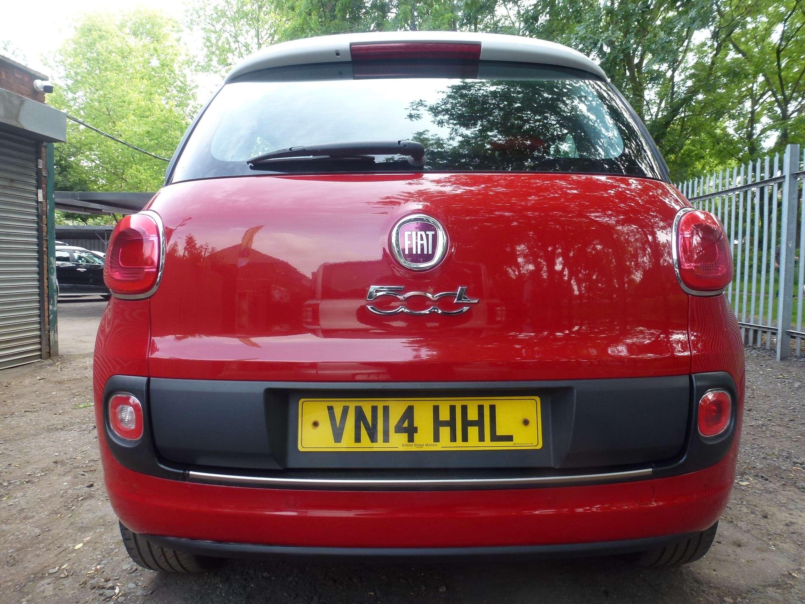 2014 FIAT 500L 2014 FIAT 500L