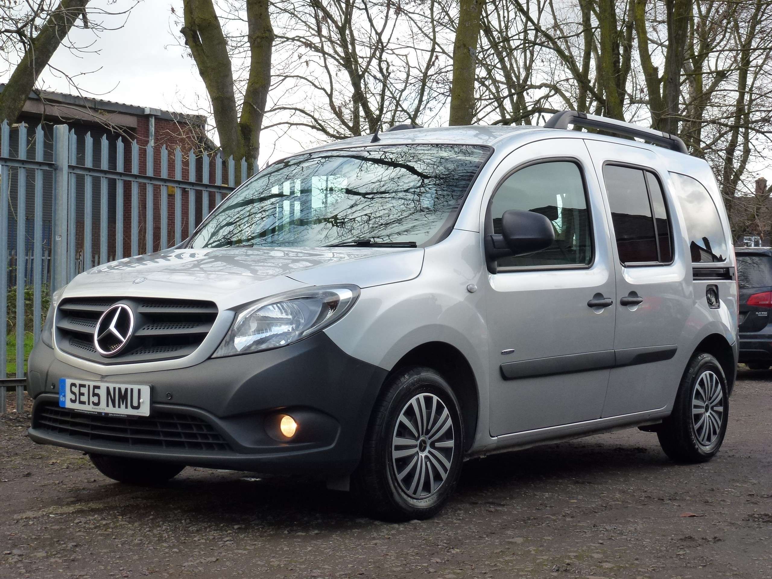A 2015 MERCEDES CITAN 109 CDI TRAVELINER A 2015 MERCEDES CITAN 109 CDI TRAVELINER