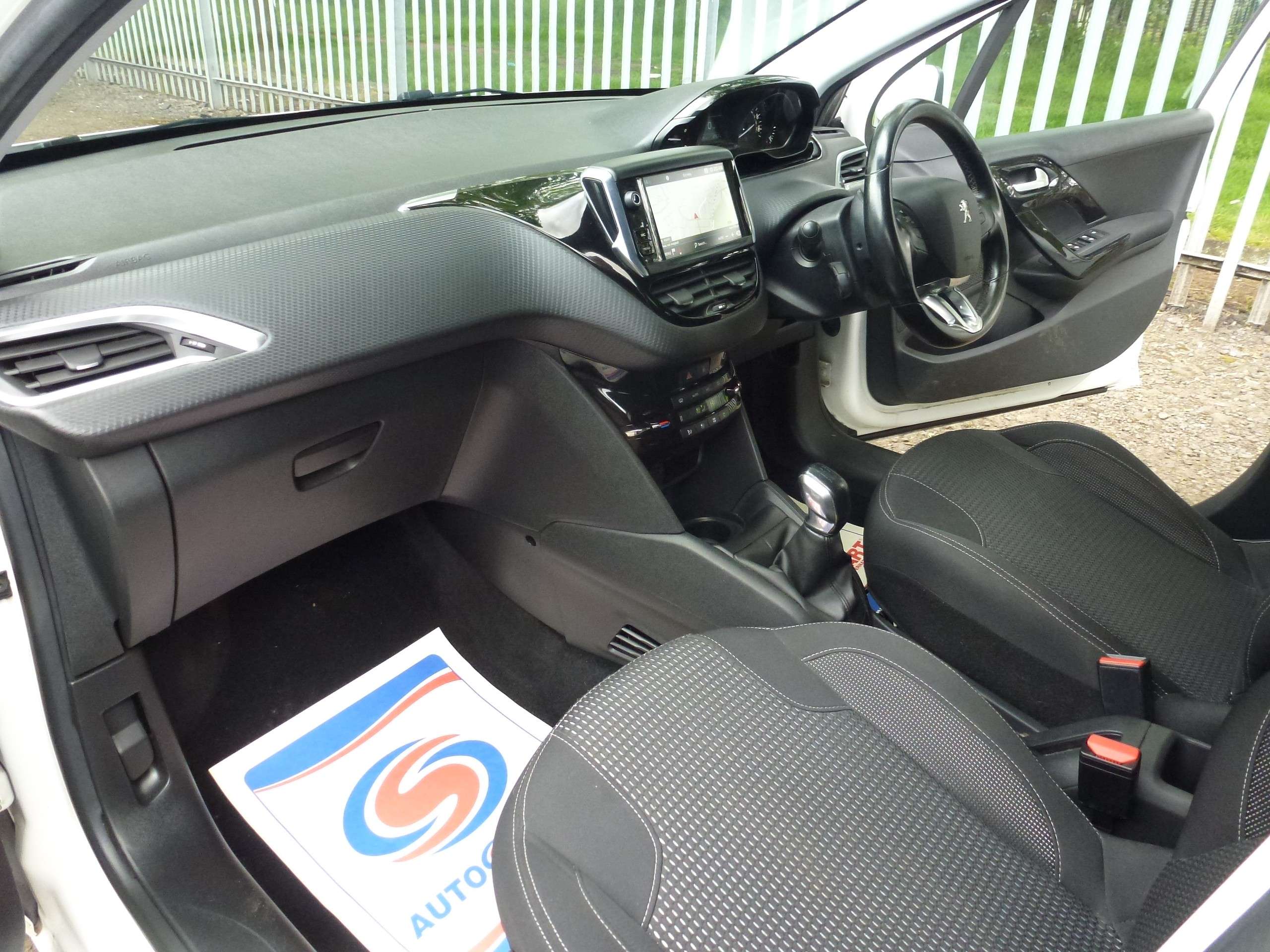 2019 PEUGEOT 208 2019 PEUGEOT 208