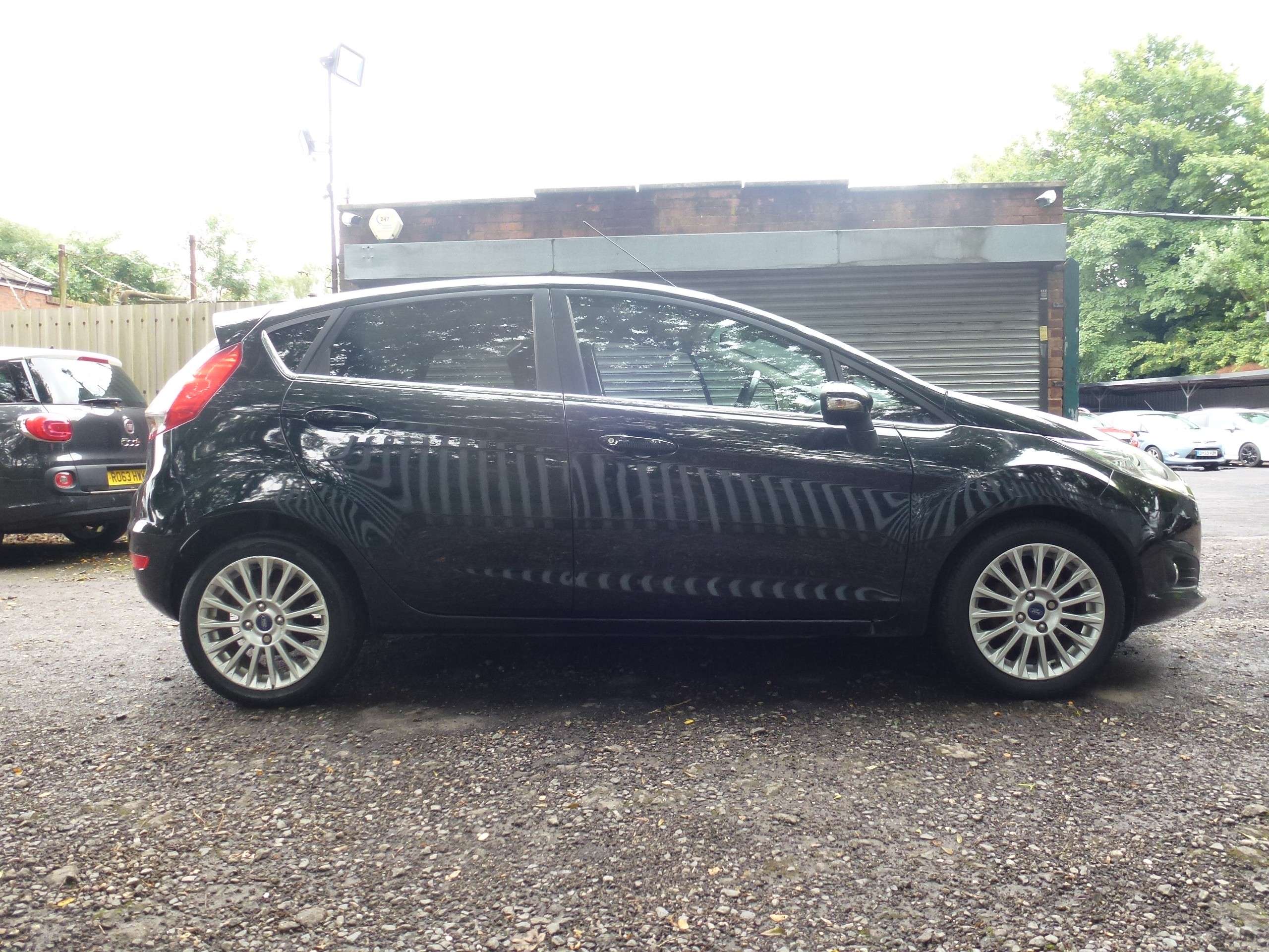 2013 FORD FIESTA 2013 FORD FIESTA