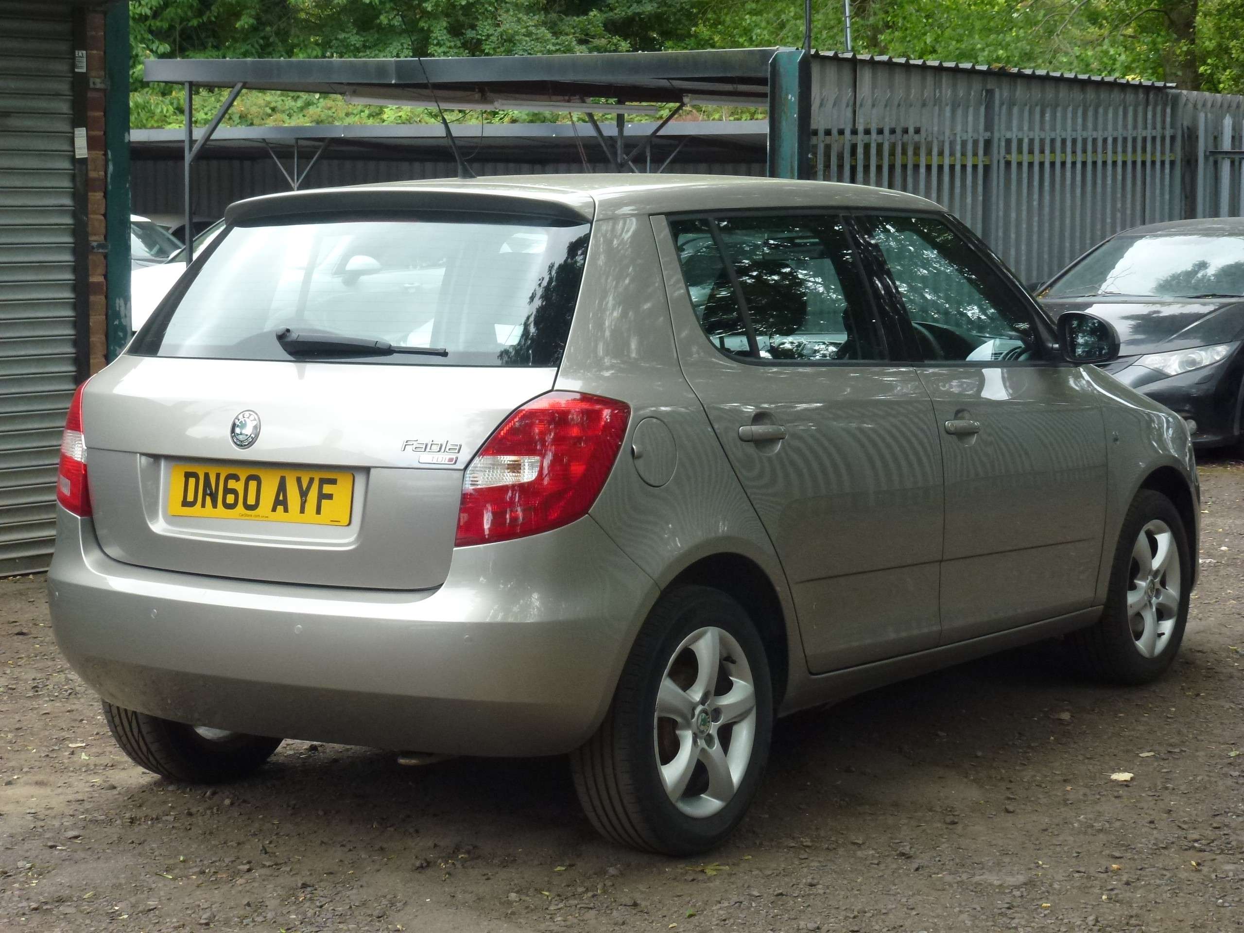 A 2010 SKODA FABIA 1.6 TDI SE Hatchback 5dr Diesel Manual Euro 5 (105 ps) A 2010 SKODA FABIA 1.6 TDI SE Hatchback 5dr Diesel Manual Euro 5 (105 ps)