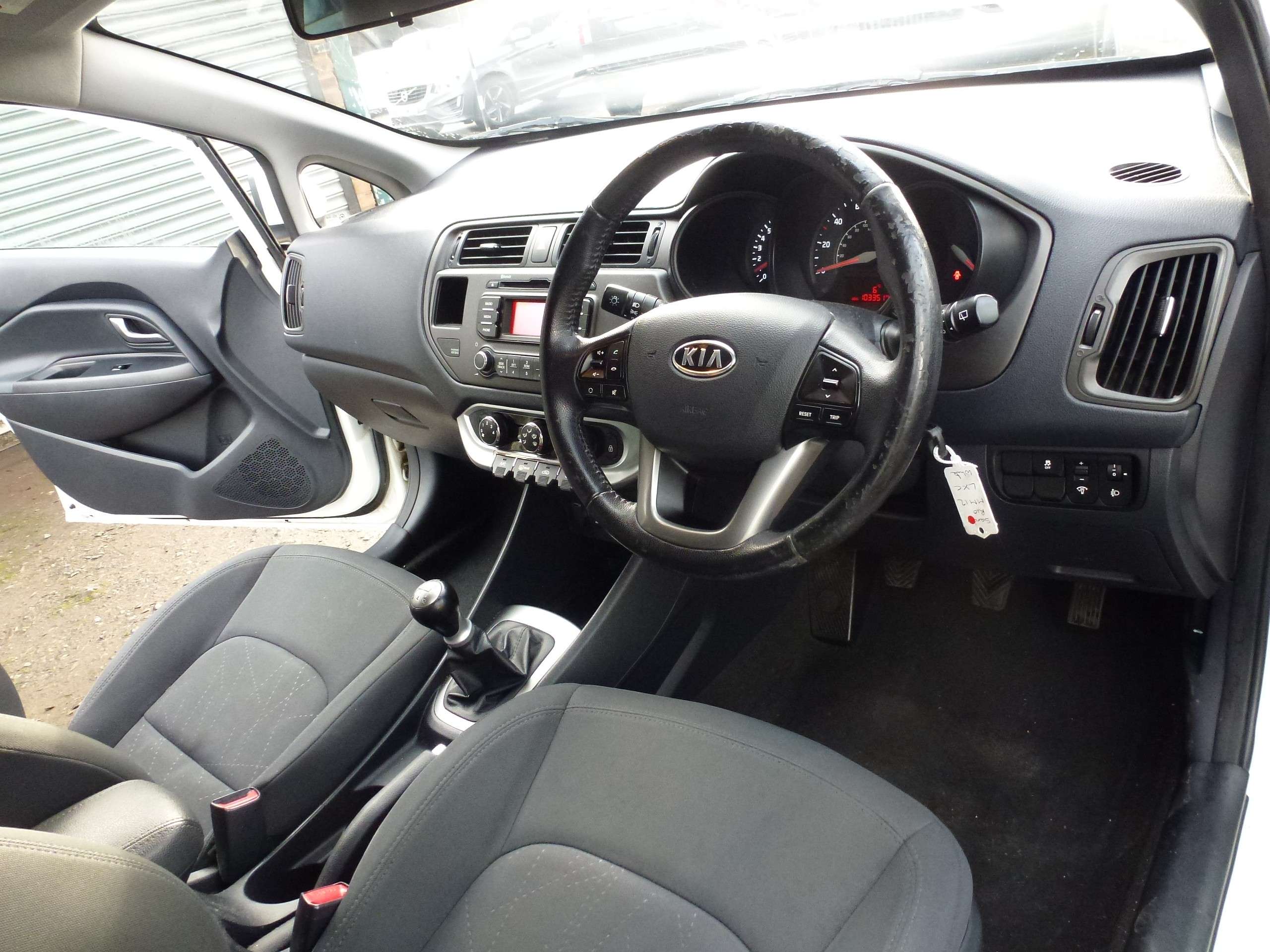 2012 KIA RIO 2012 KIA RIO
