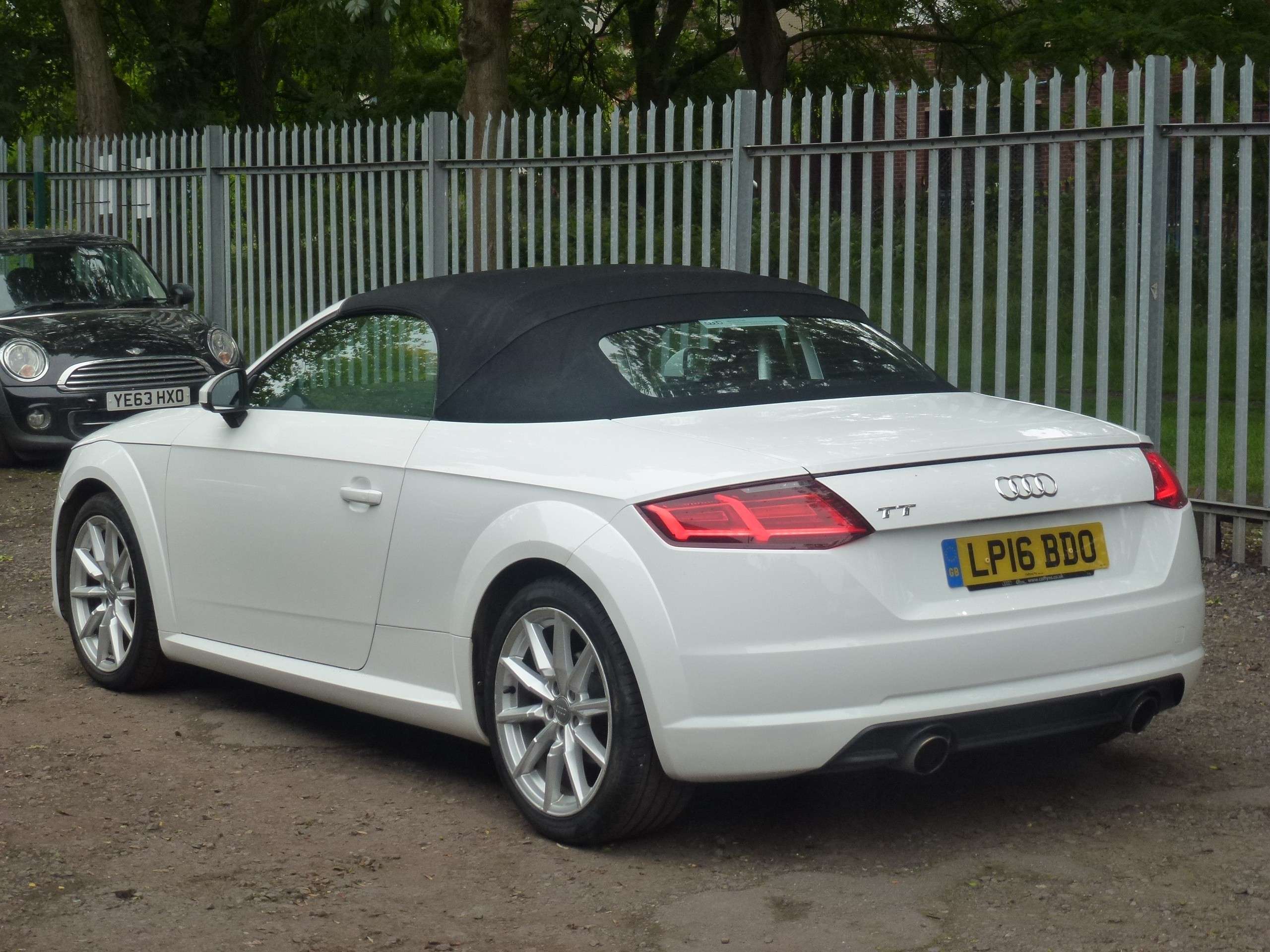 A 2016 AUDI TT 1.8 TFSI Sport Roadster 2dr Petrol Manual Euro 6 (s/s) (180 ps) A 2016 AUDI TT 1.8 TFSI Sport Roadster 2dr Petrol Manual Euro 6 (s/s) (180 ps)