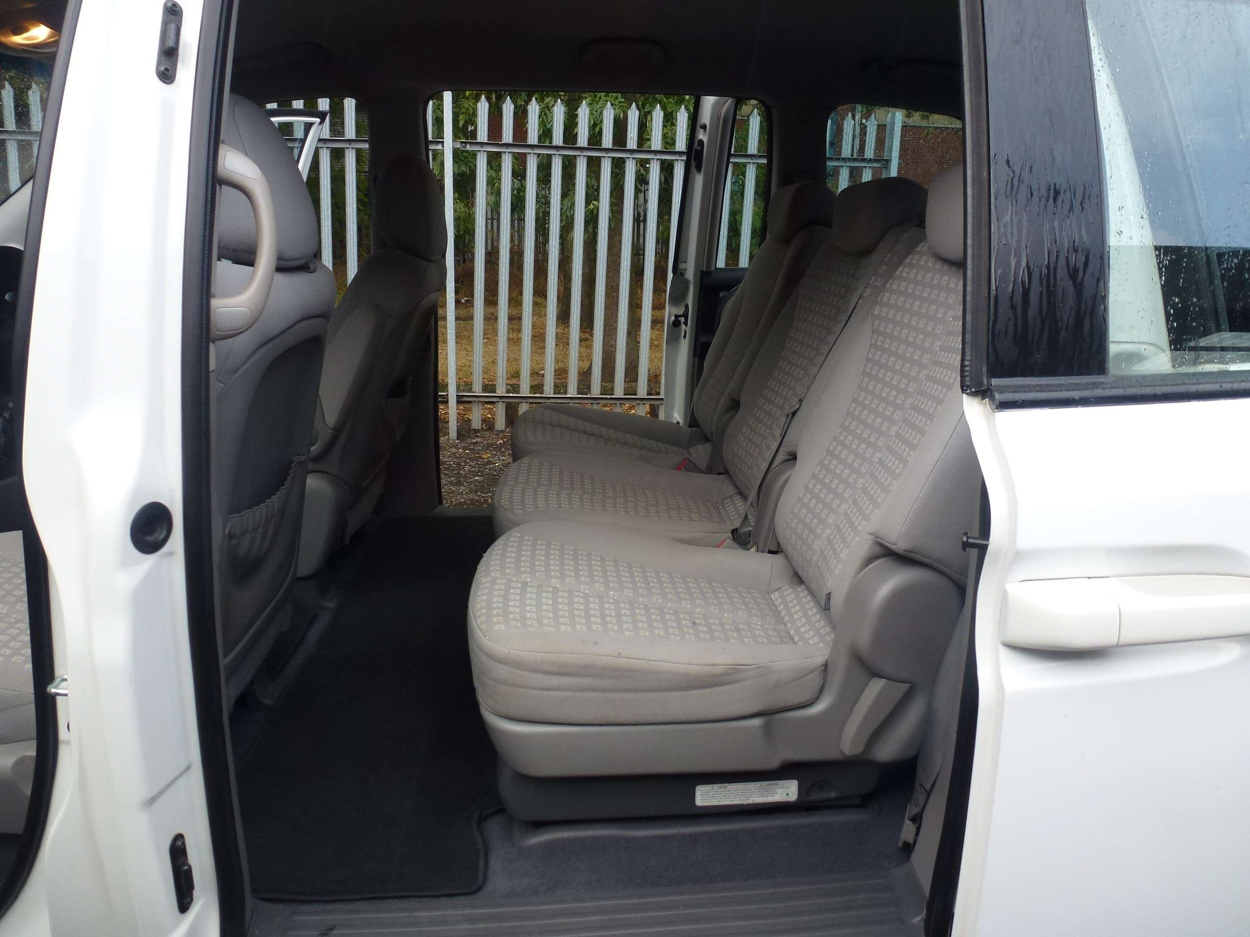 2011 KIA SEDONA 2011 KIA SEDONA