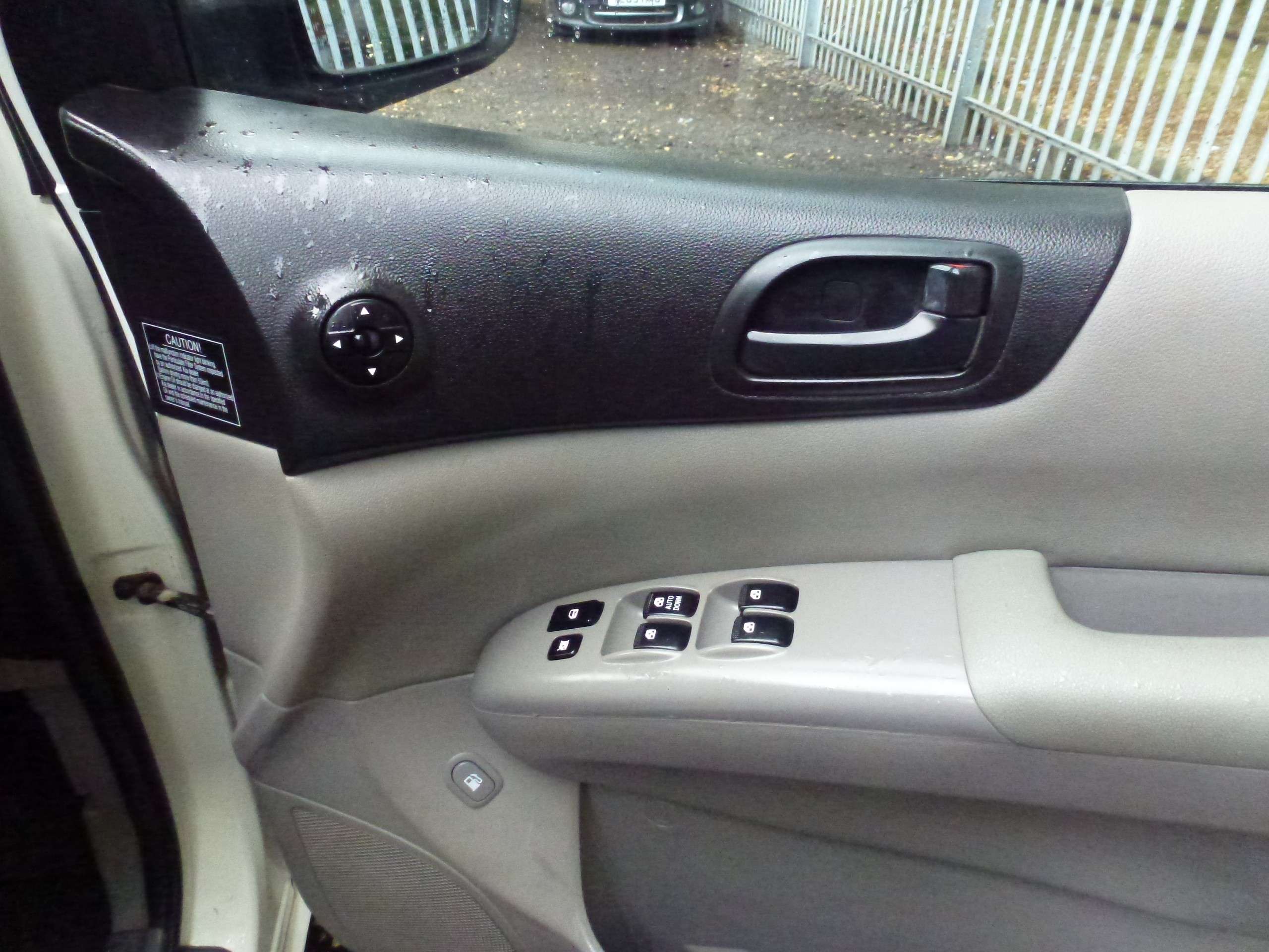 2011 KIA SEDONA 2011 KIA SEDONA