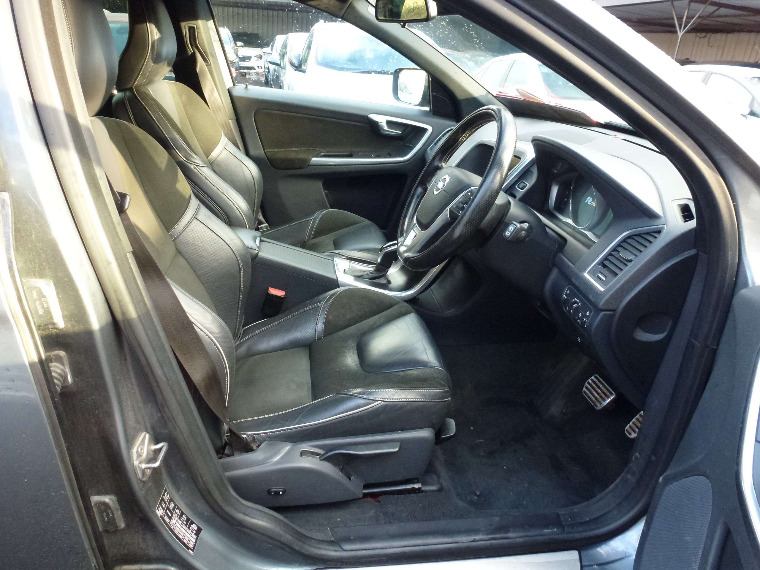 2016 VOLVO XC60 2016 VOLVO XC60