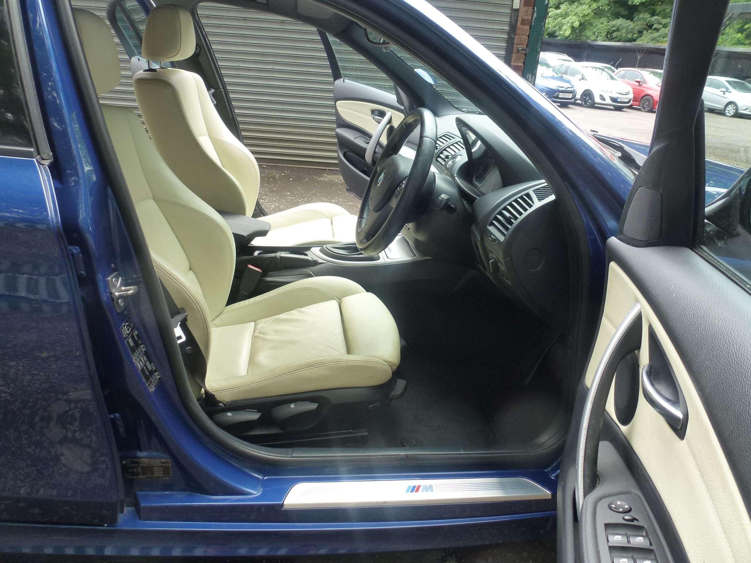 2010 BMW 1 SERIES 2010 BMW 1 SERIES
