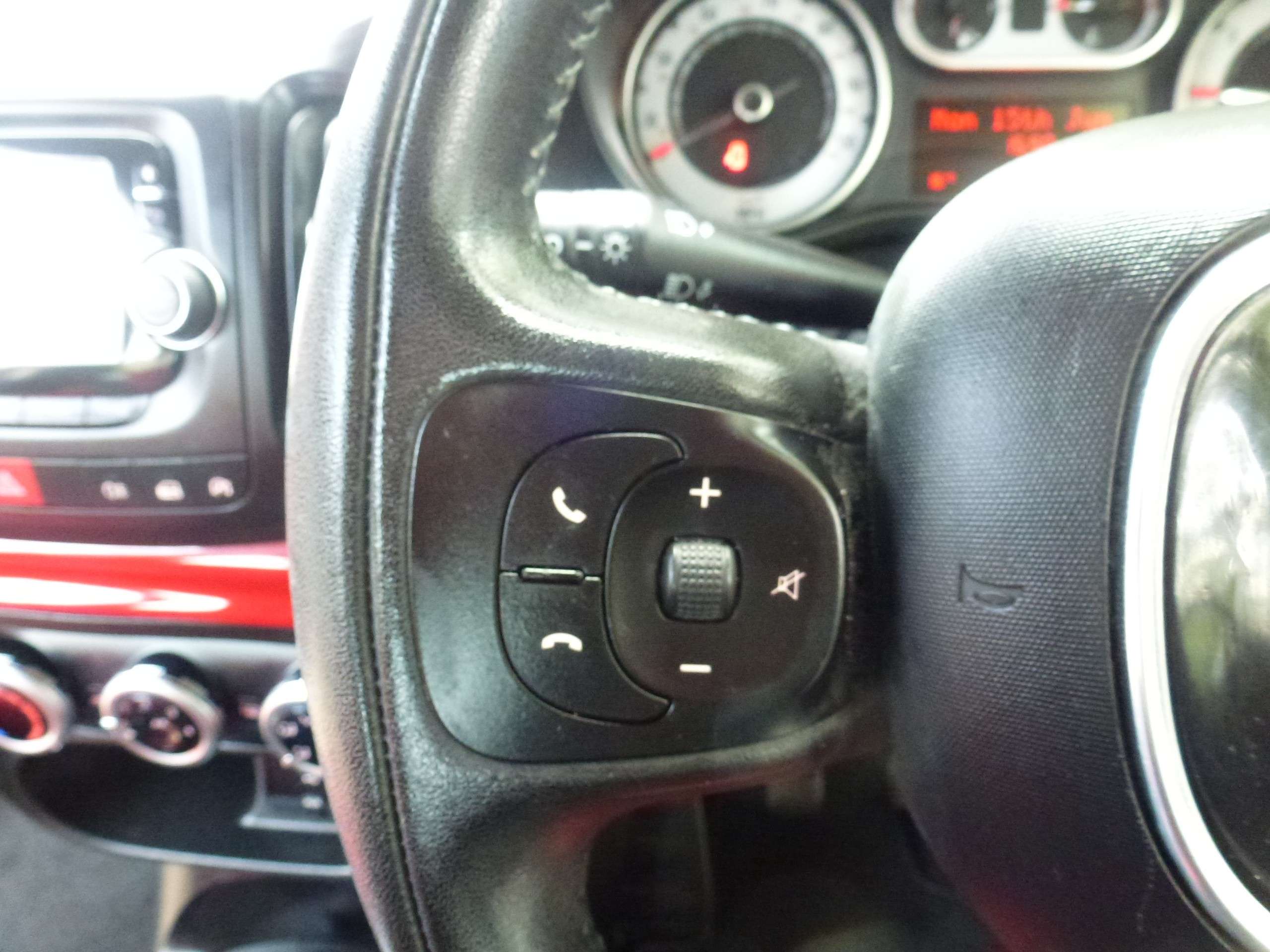 2014 FIAT 500L 2014 FIAT 500L