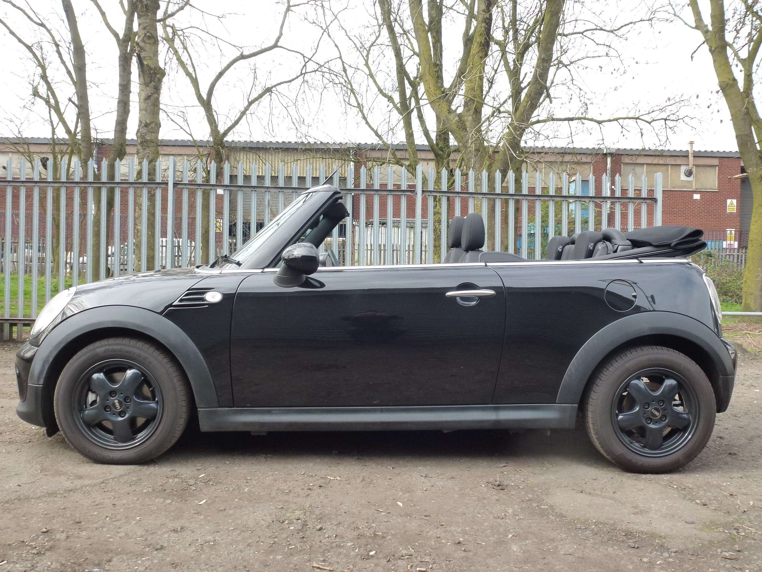 2012 MINI CONVERTIBLE 2012 MINI CONVERTIBLE