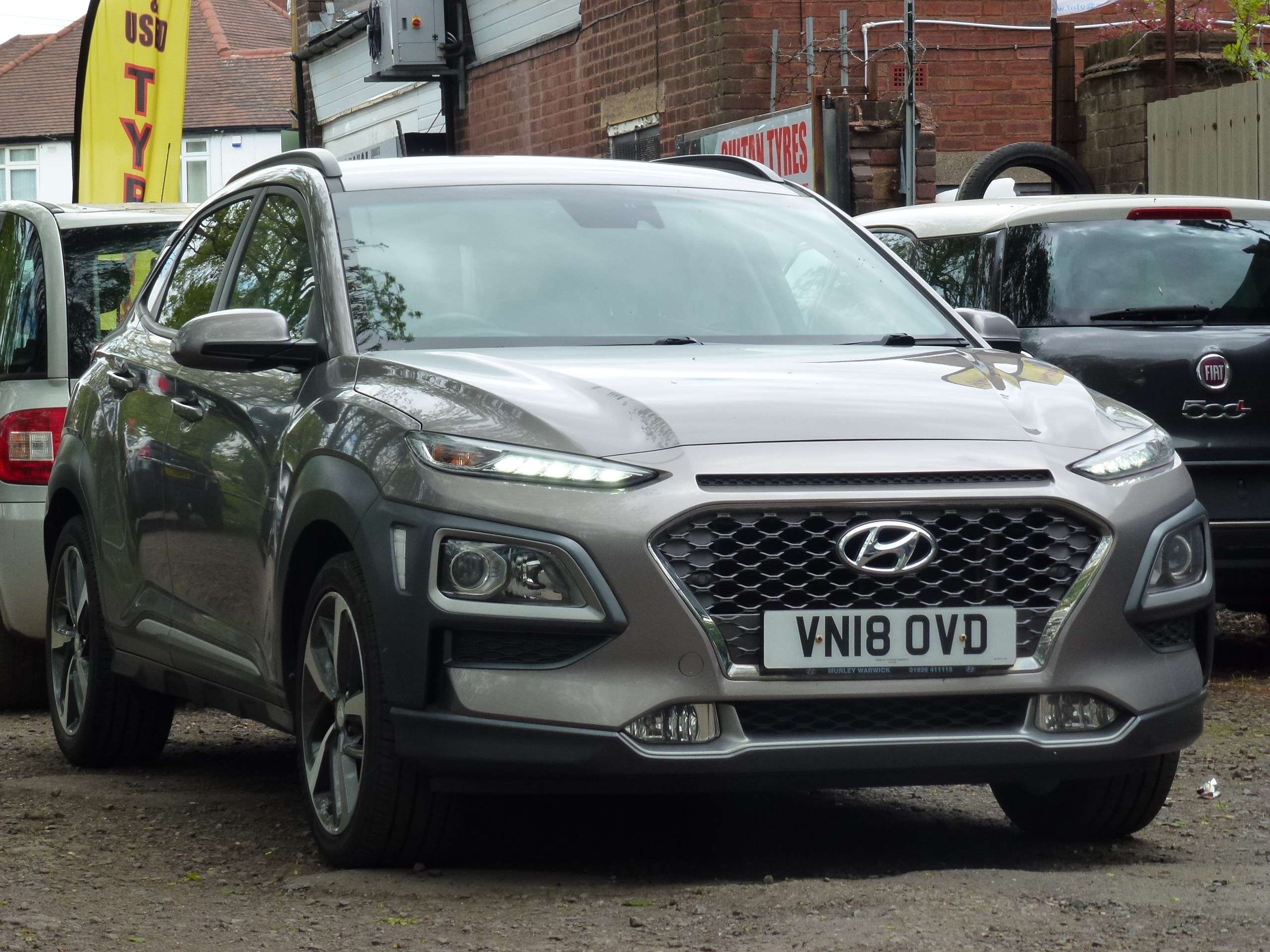 A 2018 HYUNDAI KONA 1.0 T-GDi Blue Drive Premium SE SUV 5dr Petrol Manual Euro 6 (s/s) (120 ps) A 2018 HYUNDAI KONA 1.0 T-GDi Blue Drive Premium SE SUV 5dr Petrol Manual Euro 6 (s/s) (120 ps)