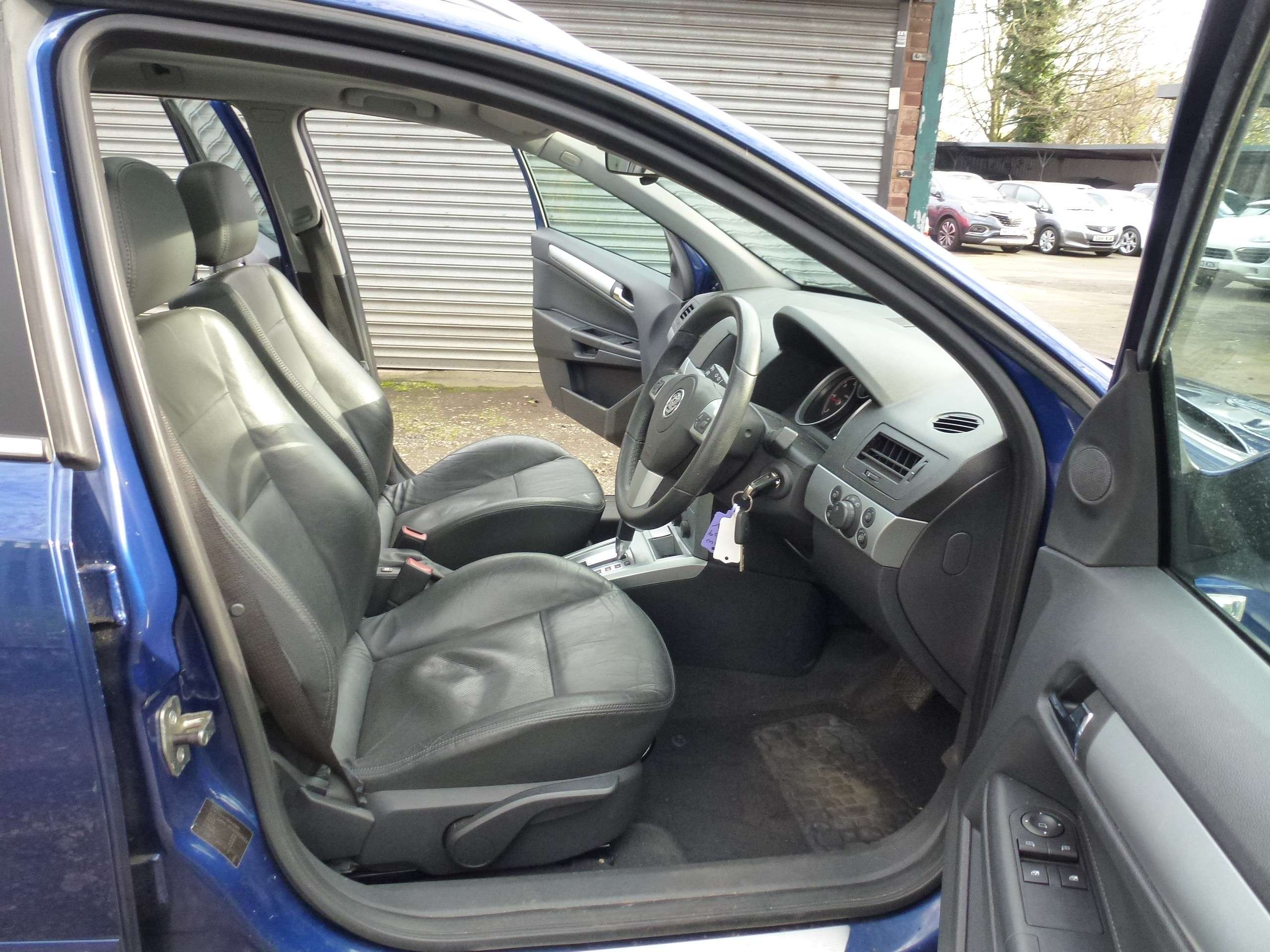 2009 VAUXHALL ASTRA 2009 VAUXHALL ASTRA