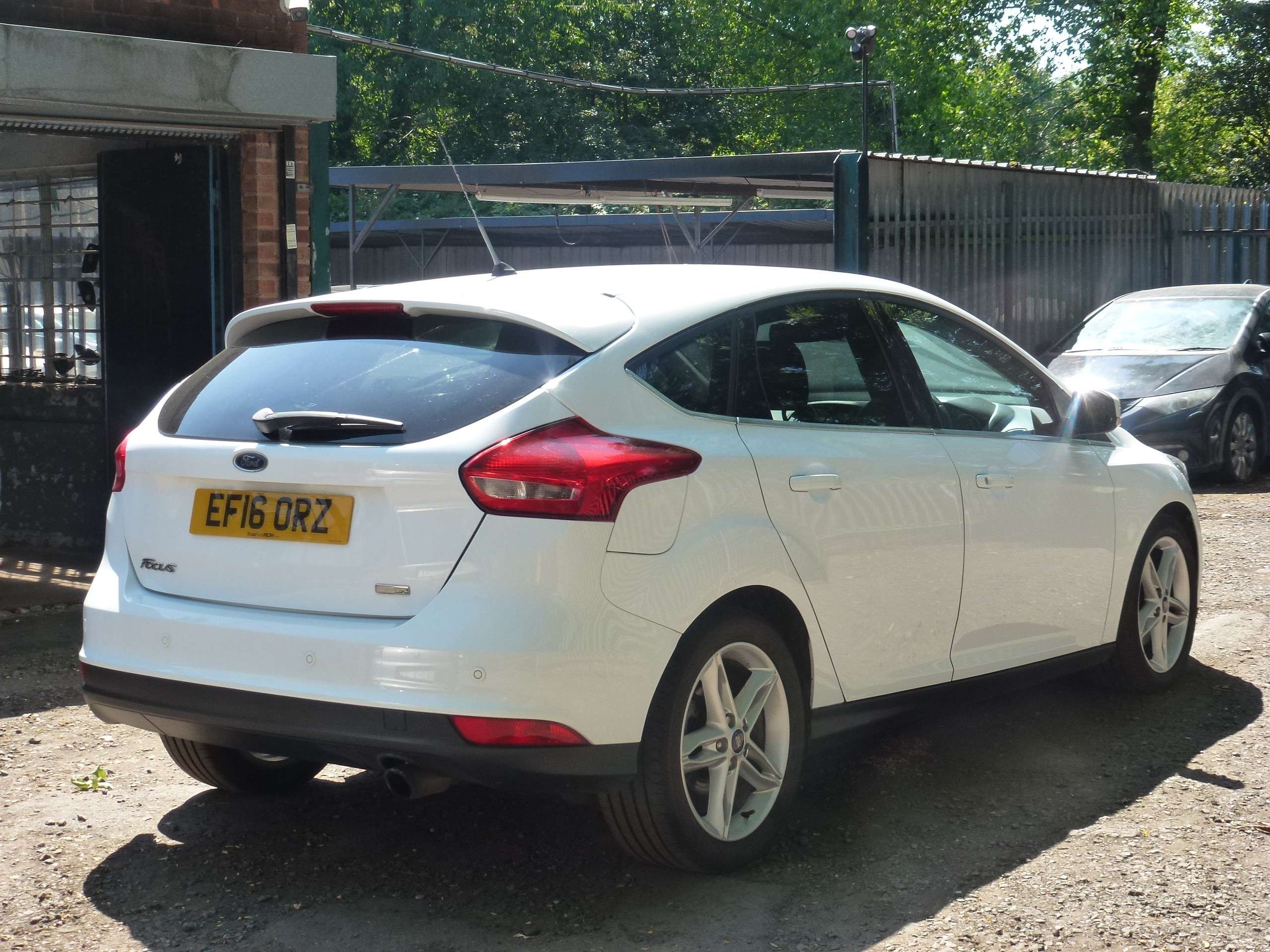A 2016 FORD FOCUS 1.5T EcoBoost Titanium Hatchback 5dr Petrol Auto Euro 6 (s/s) (150 ps) A 2016 FORD FOCUS 1.5T EcoBoost Titanium Hatchback 5dr Petrol Auto Euro 6 (s/s) (150 ps)