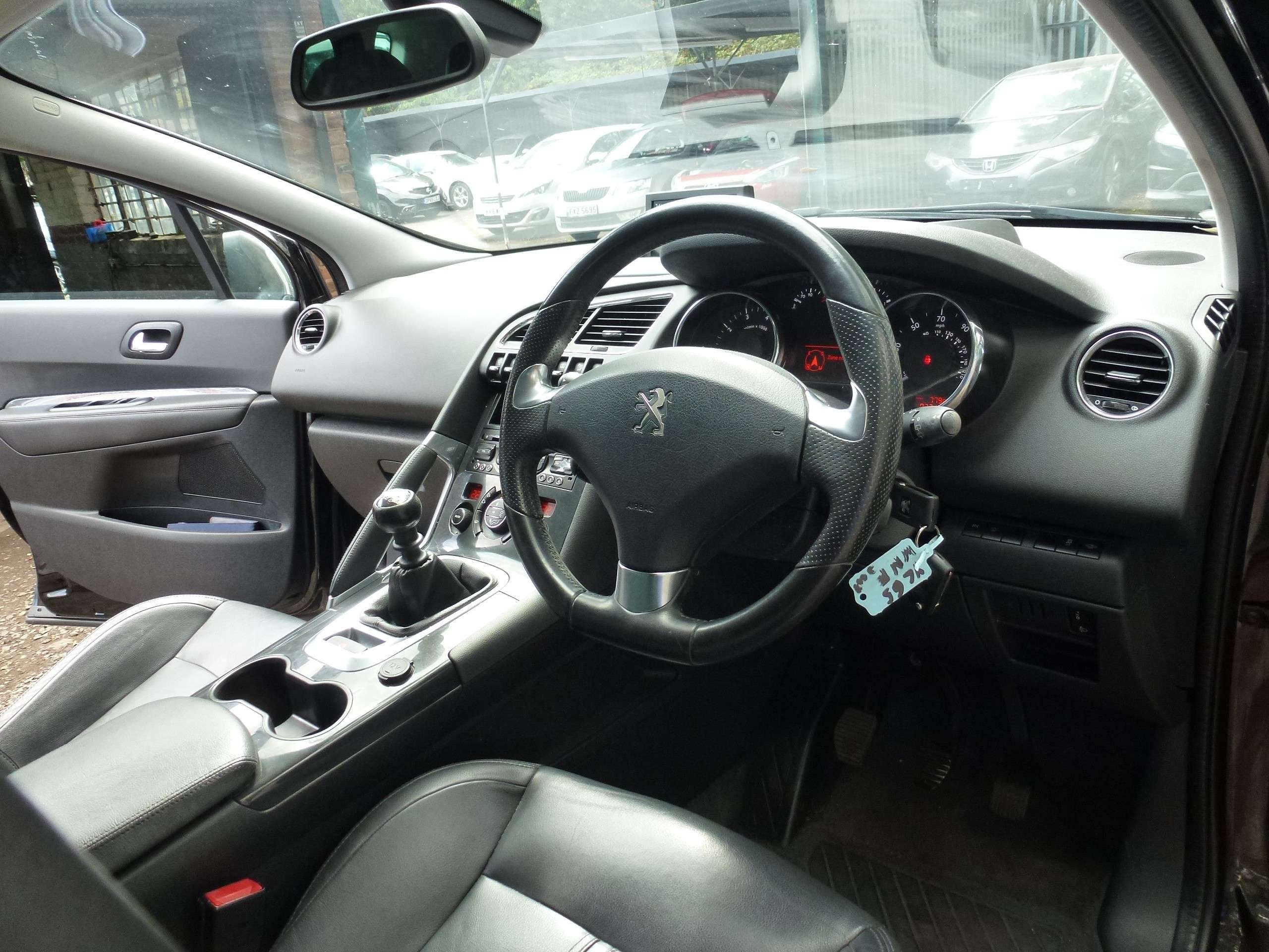 2015 PEUGEOT 3008 2015 PEUGEOT 3008