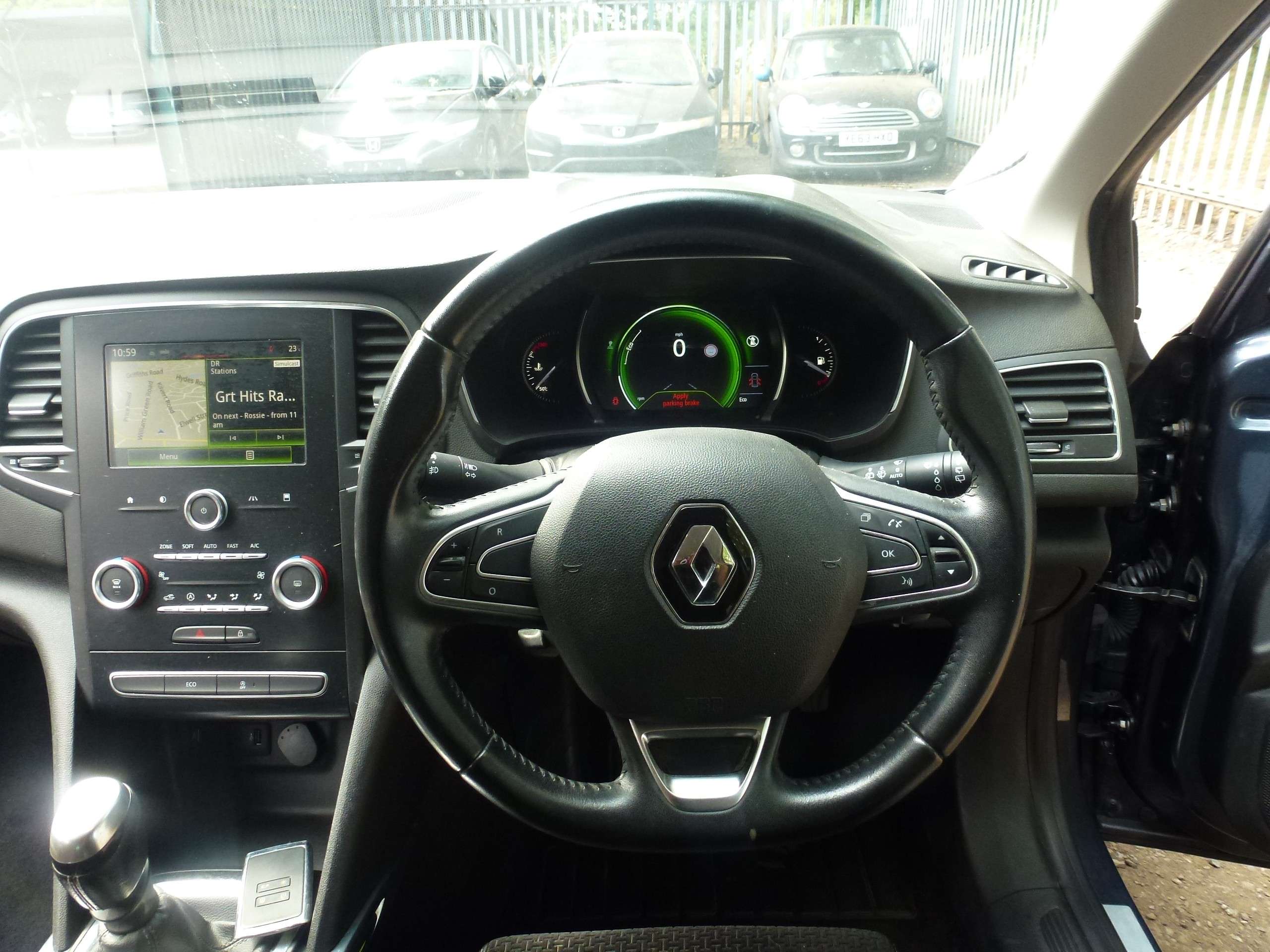 2017 RENAULT MEGANE 2017 RENAULT MEGANE