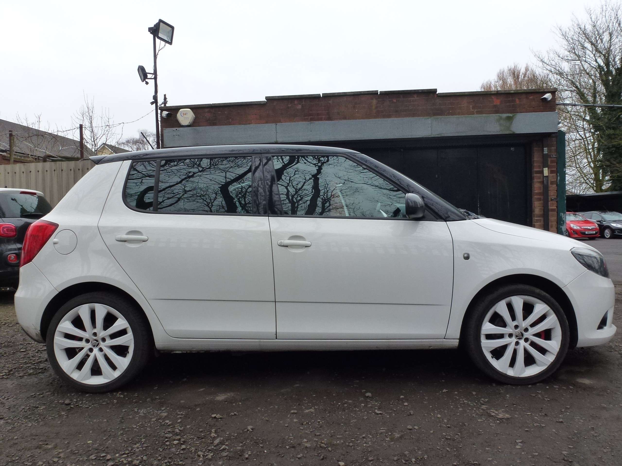 2014 SKODA FABIA 2014 SKODA FABIA