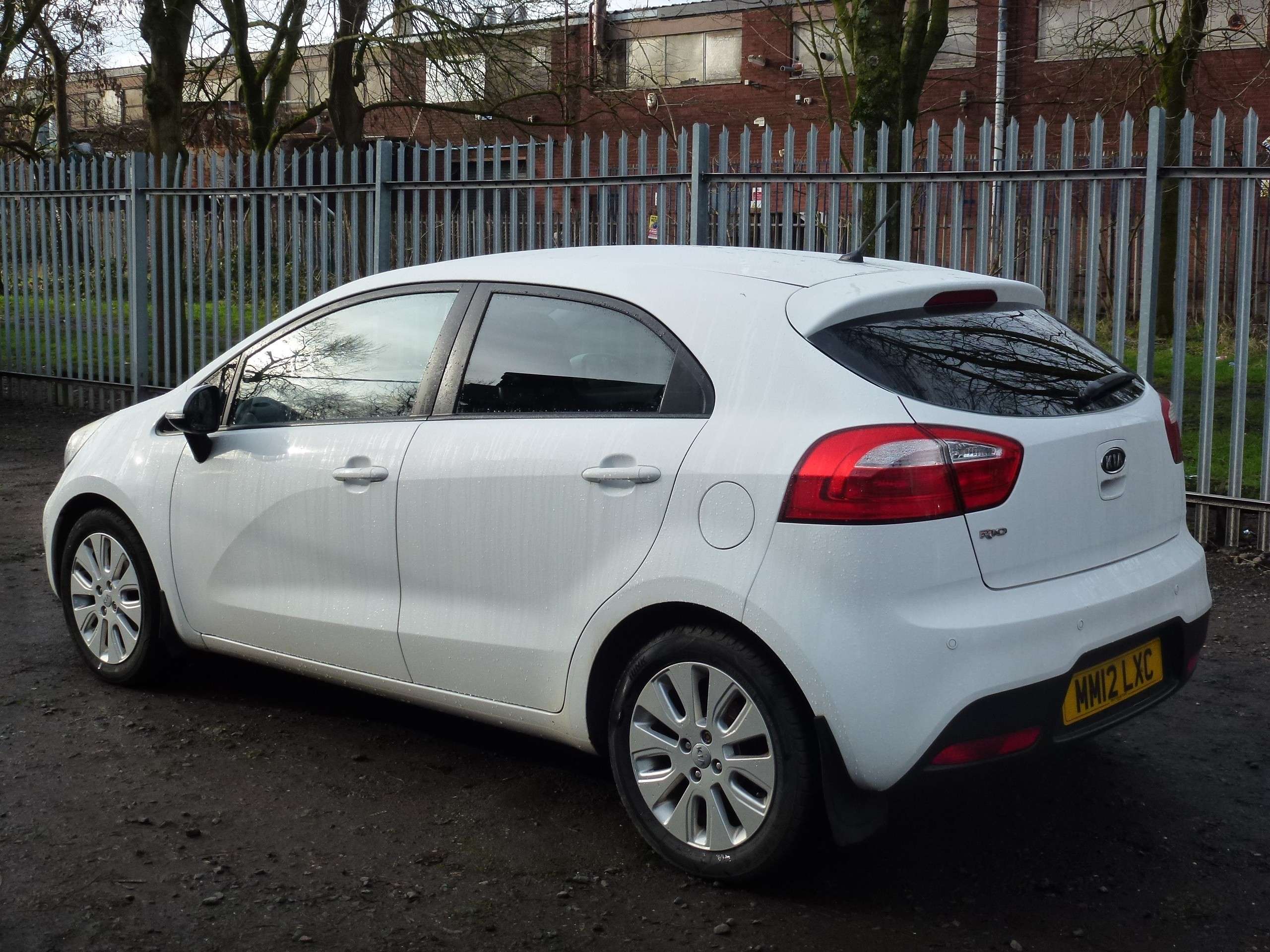 A 2012 KIA RIO 1.25 2 Hatchback 5dr Petrol Manual Euro 5 (84 bhp) A 2012 KIA RIO 1.25 2 Hatchback 5dr Petrol Manual Euro 5 (84 bhp)