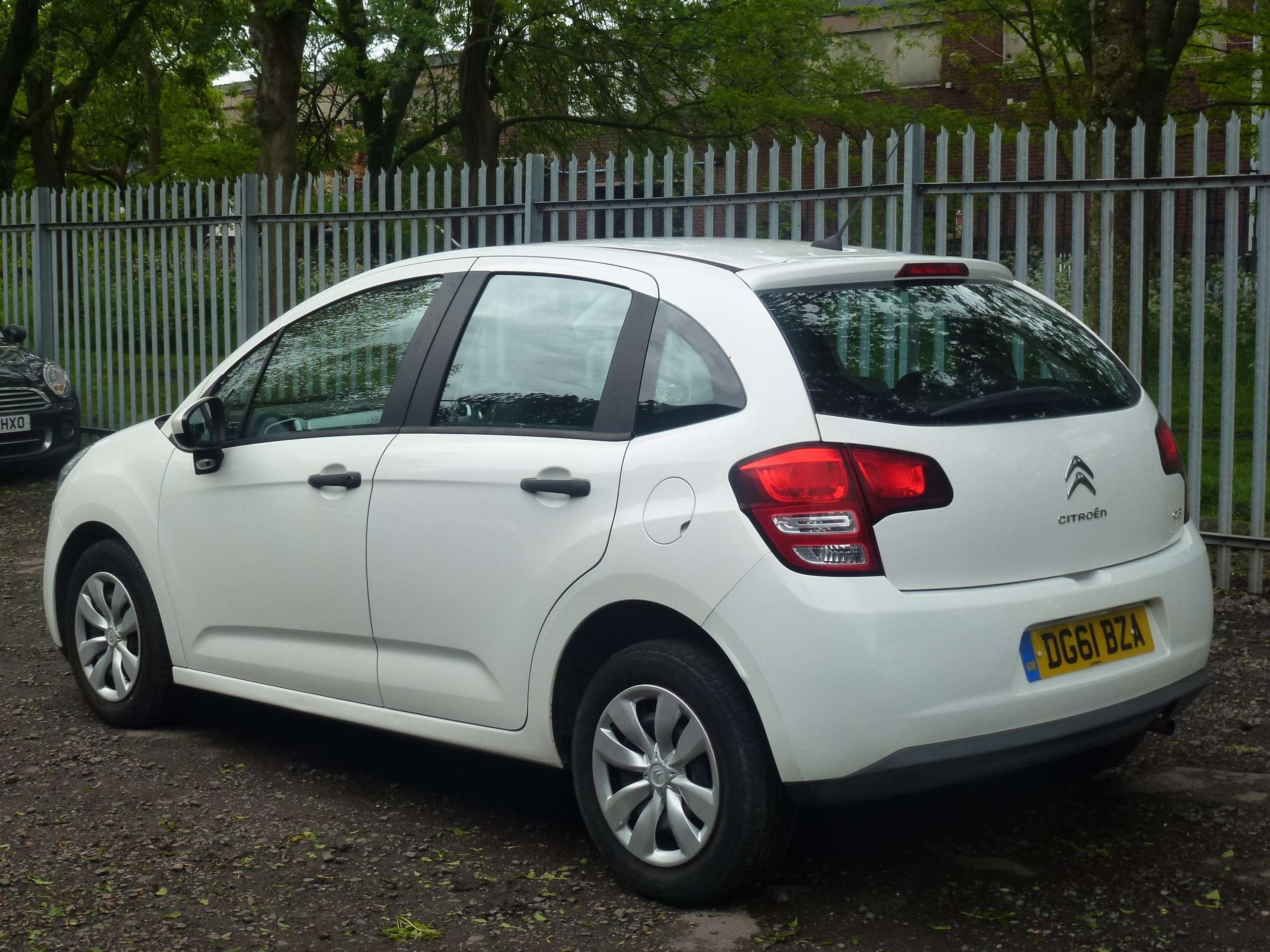 A 2011 CITROEN C3 1.1i VT Hatchback 5dr Petrol Manual Euro 5 (61 ps) A 2011 CITROEN C3 1.1i VT Hatchback 5dr Petrol Manual Euro 5 (61 ps)