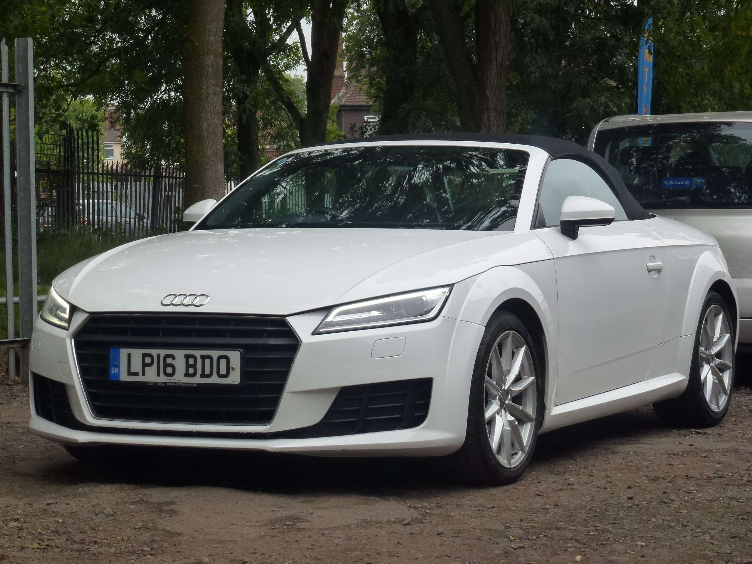 A 2016 AUDI TT 1.8 TFSI Sport Roadster 2dr Petrol Manual Euro 6 (s/s) (180 ps) A 2016 AUDI TT 1.8 TFSI Sport Roadster 2dr Petrol Manual Euro 6 (s/s) (180 ps)