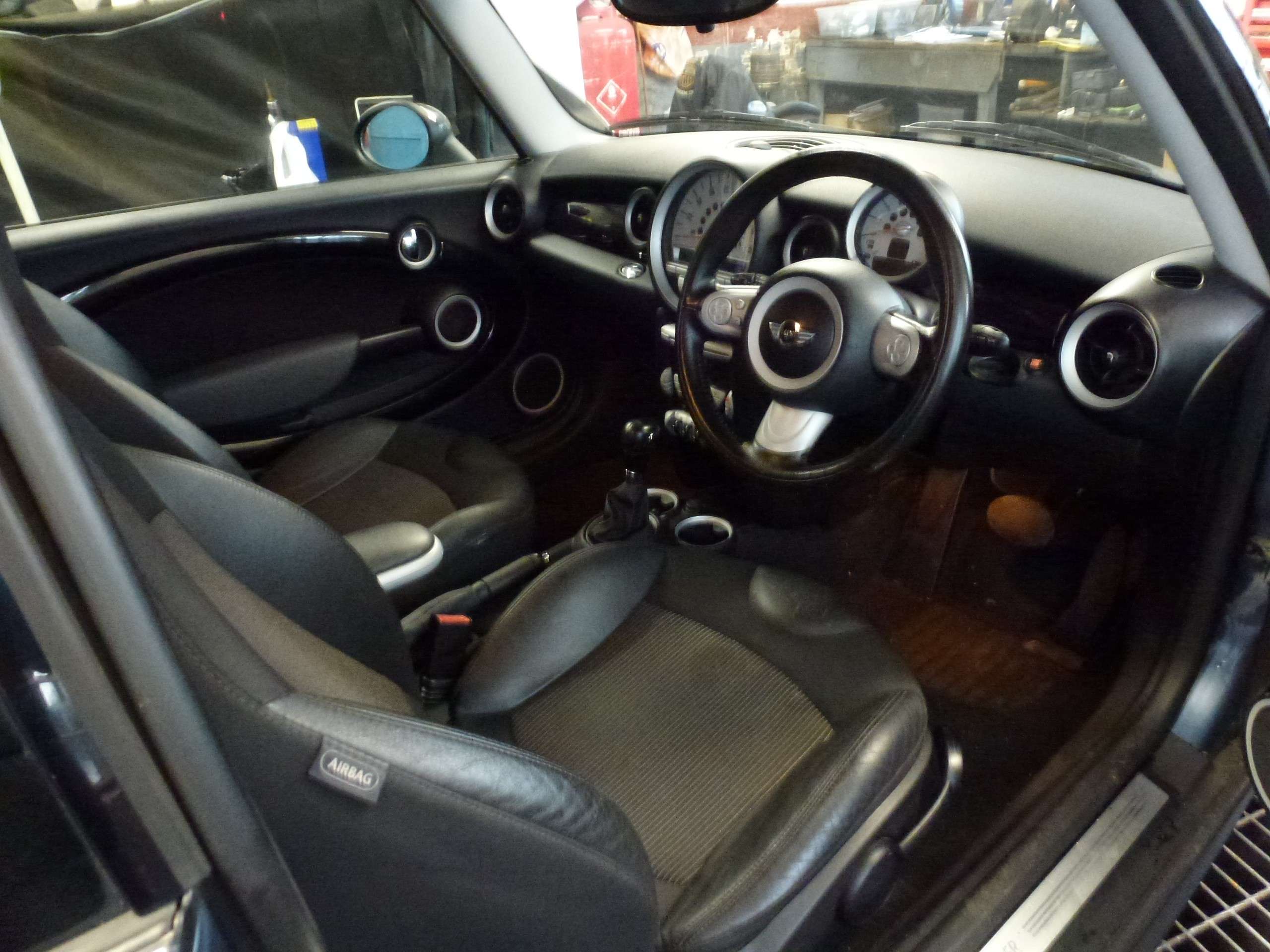 2009 MINI CLUBMAN 2009 MINI CLUBMAN