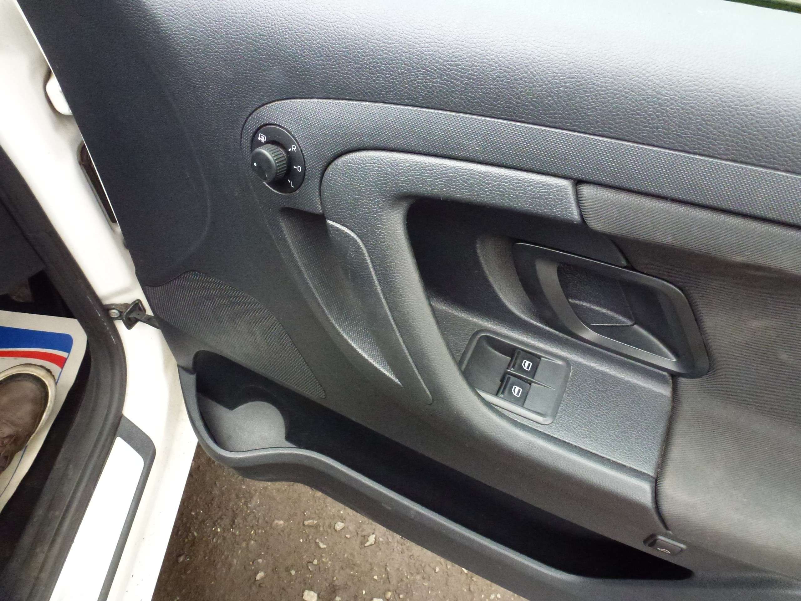 2014 SKODA FABIA 2014 SKODA FABIA