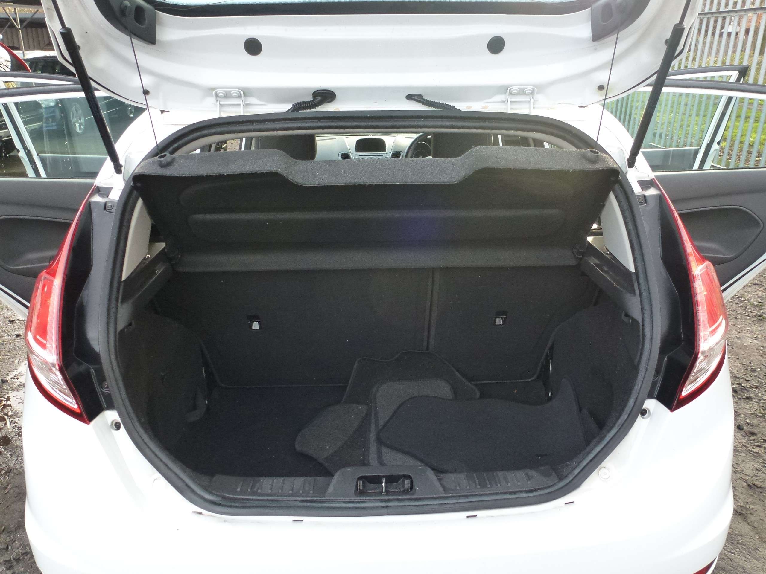 2015 FORD FIESTA 2015 FORD FIESTA