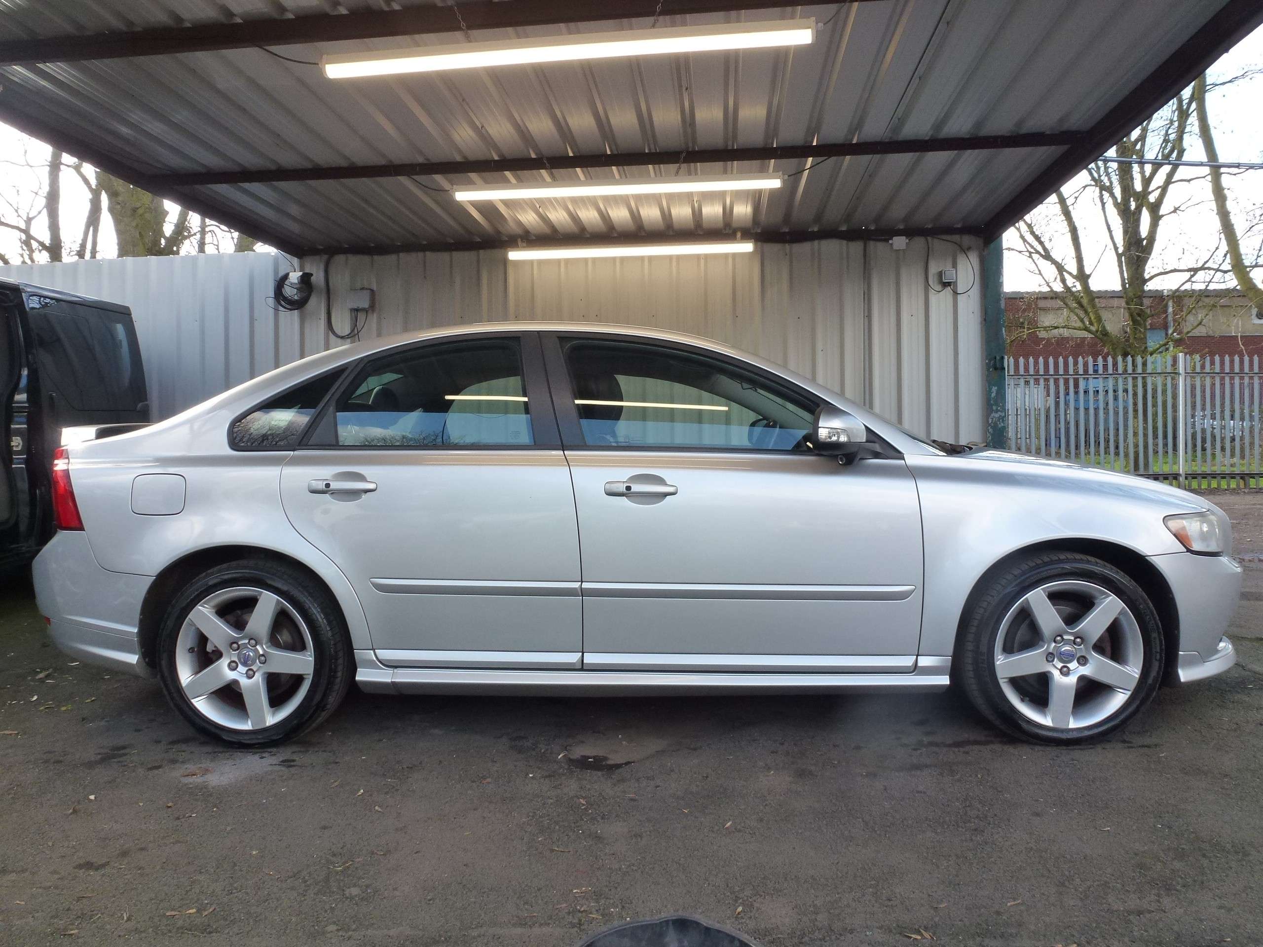 2009 VOLVO S40 2009 VOLVO S40