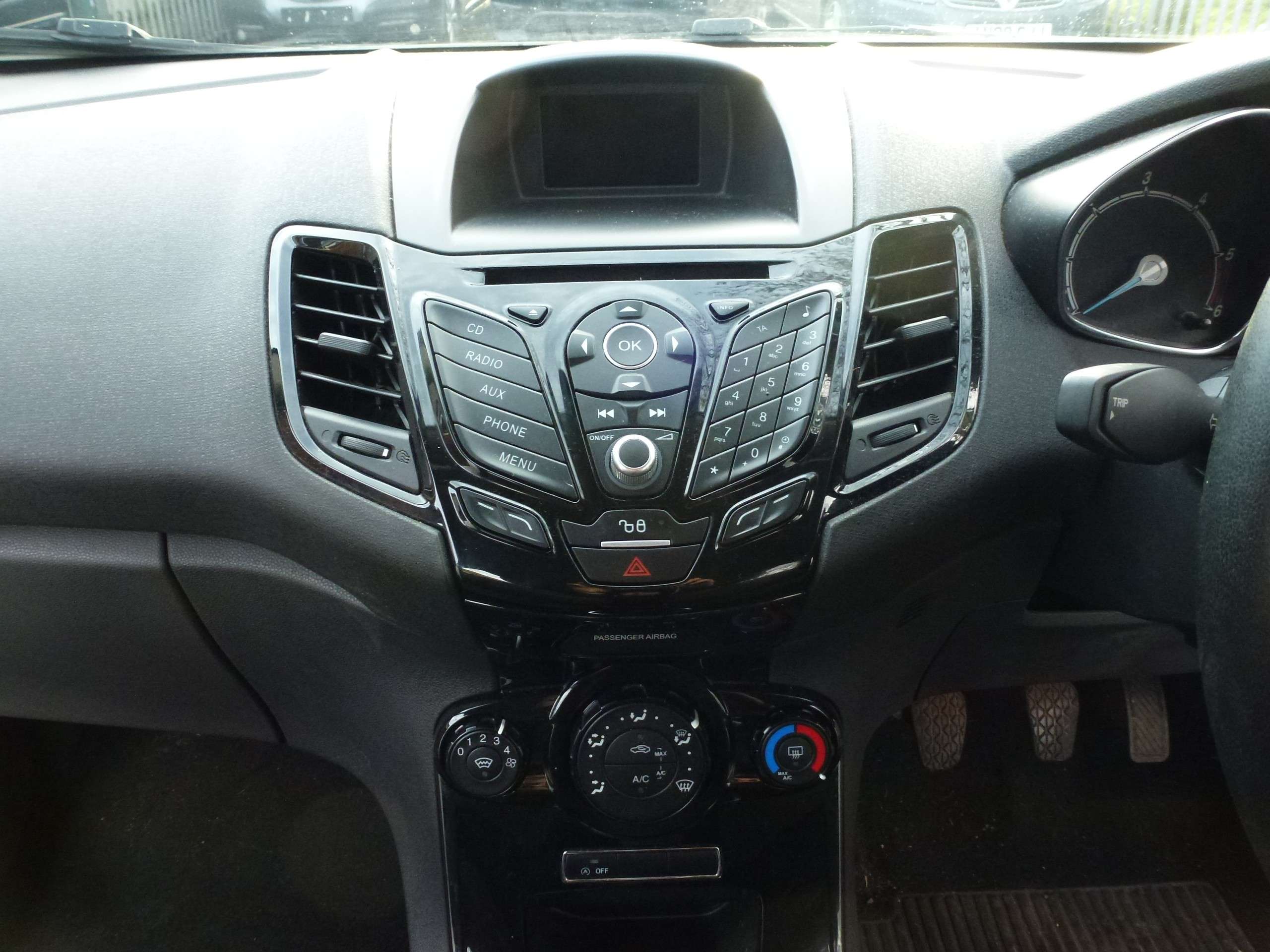 2015 FORD FIESTA 2015 FORD FIESTA