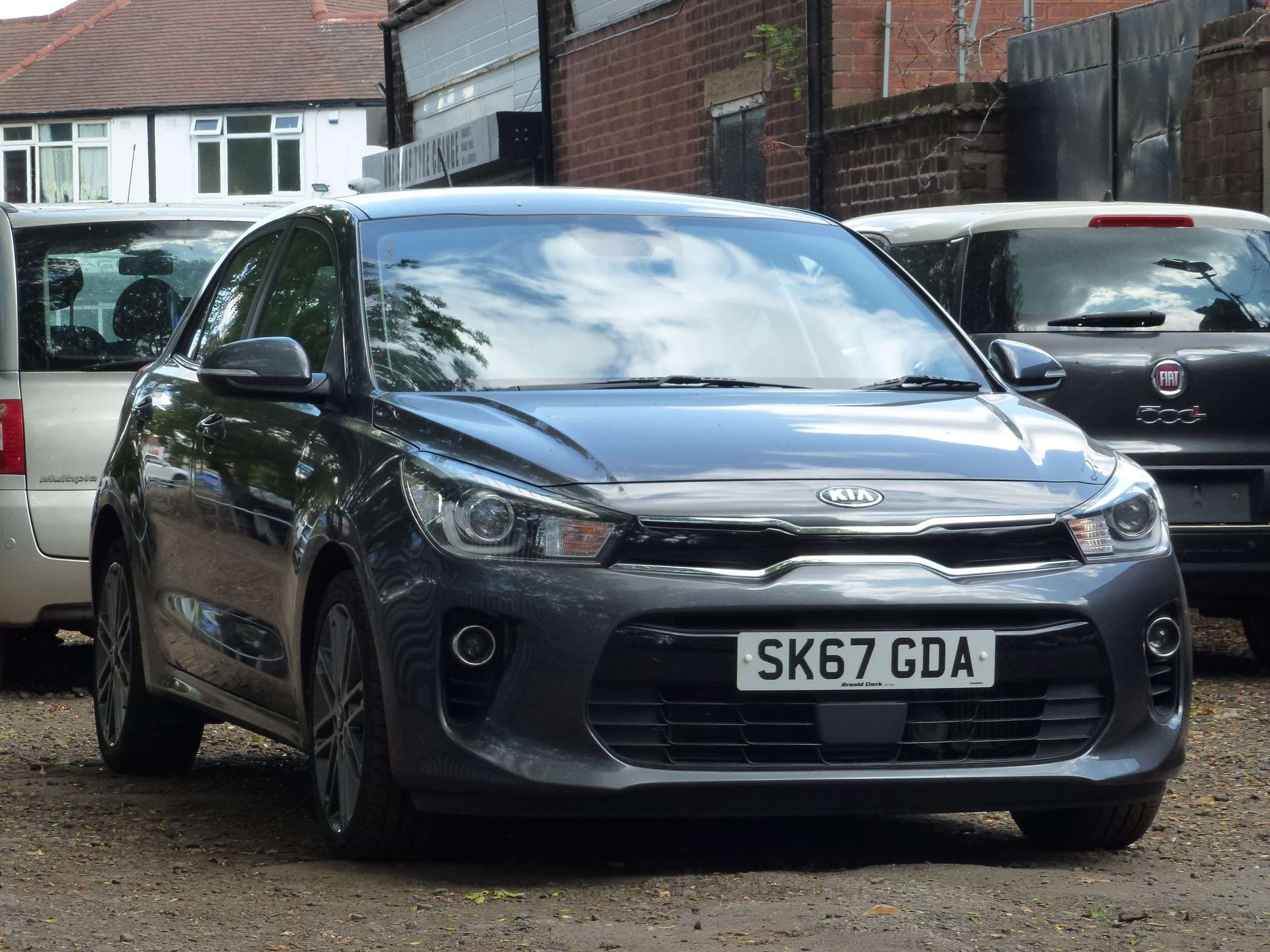 A 2017 KIA RIO 1.0 T GDi 118 First Edition 5dr A 2017 KIA RIO 1.0 T GDi 118 First Edition 5dr