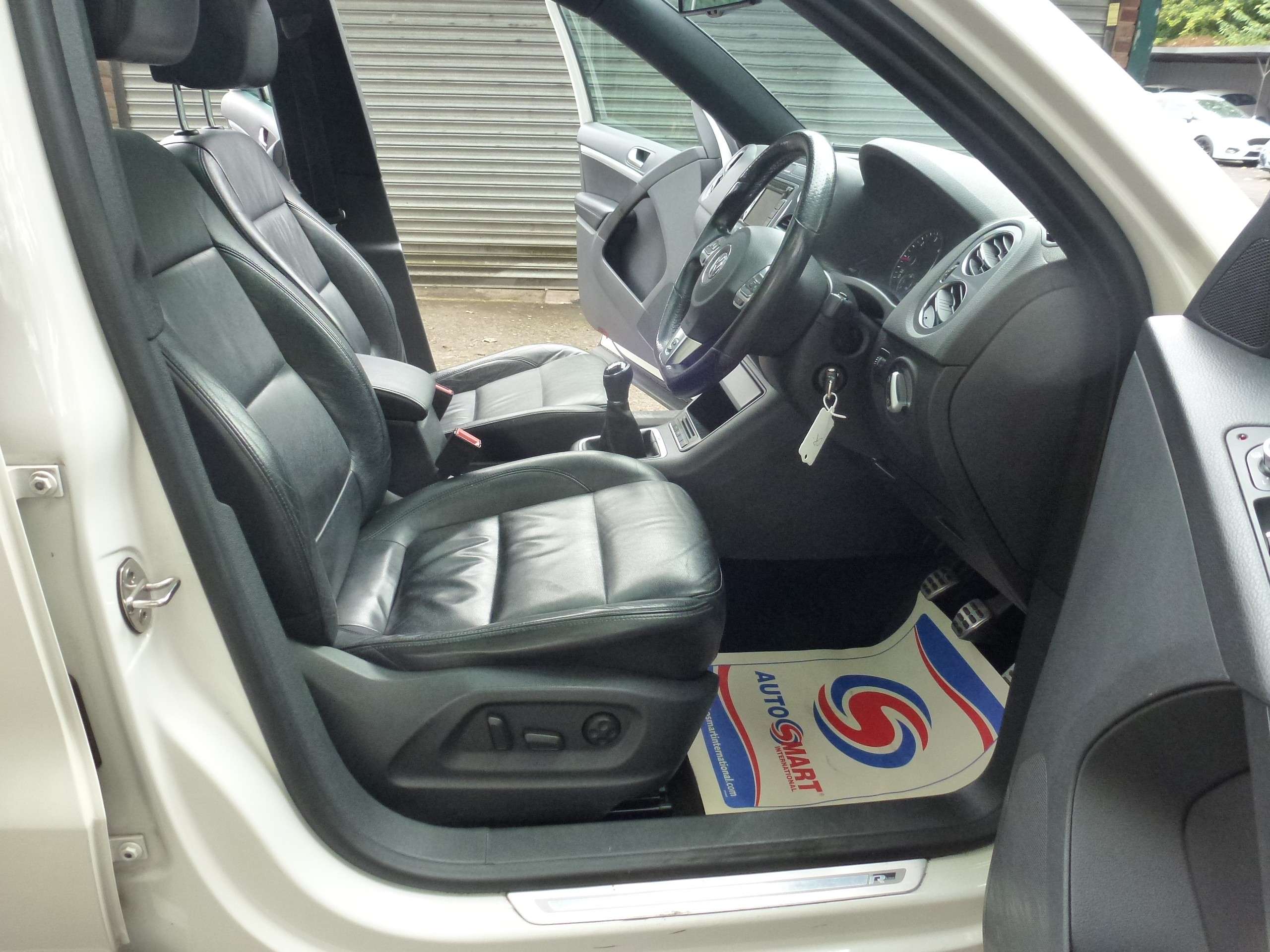 2013 VOLKSWAGEN TIGUAN 2013 VOLKSWAGEN TIGUAN