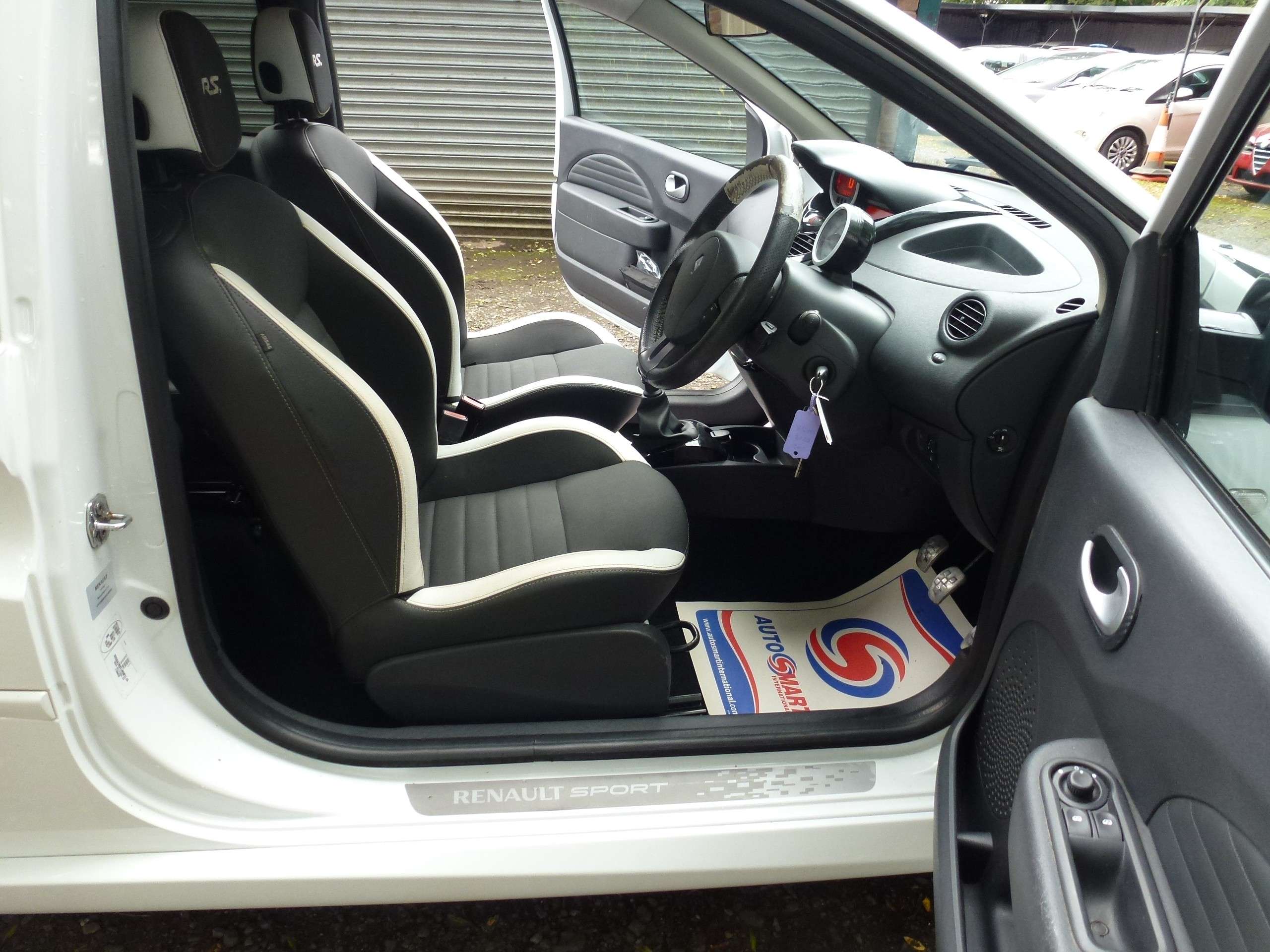 2013 RENAULT TWINGO 2013 RENAULT TWINGO