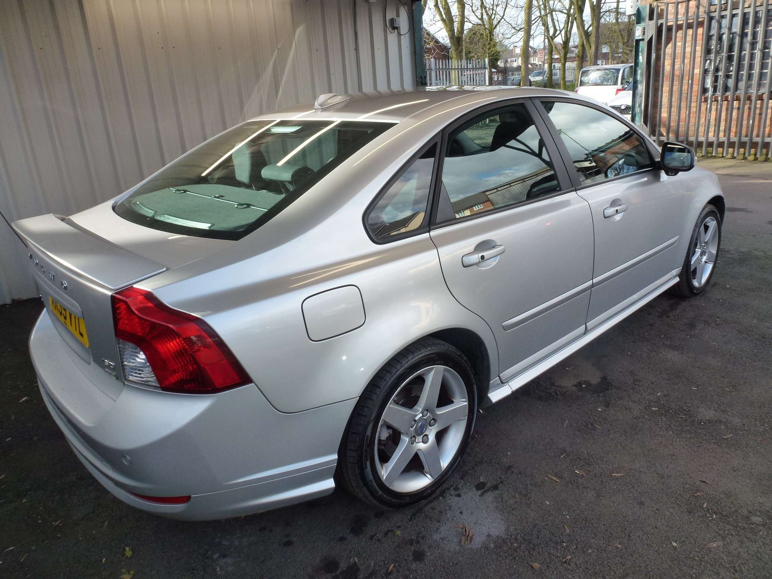 2009 VOLVO S40 2009 VOLVO S40