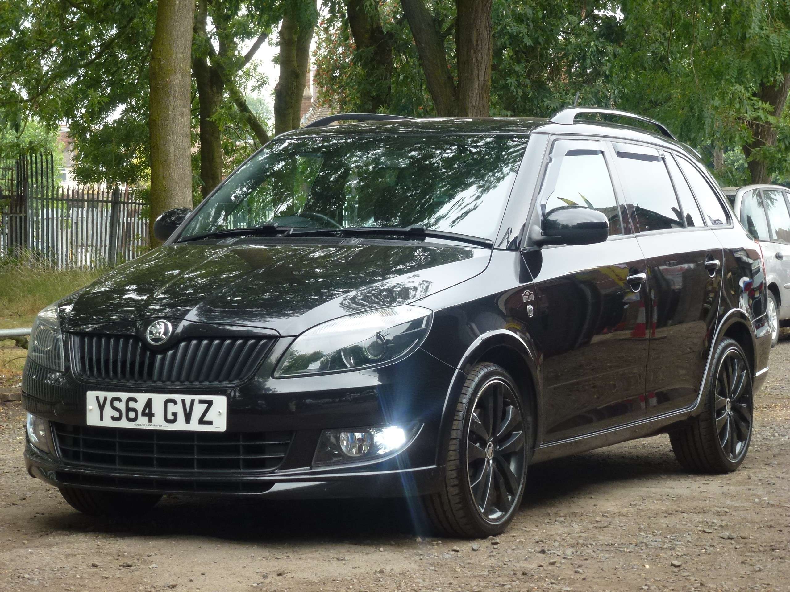 A 2014 SKODA FABIA 1.2 TSI Black Edition Estate 5dr Petrol Manual Euro 5 (105 ps) A 2014 SKODA FABIA 1.2 TSI Black Edition Estate 5dr Petrol Manual Euro 5 (105 ps)