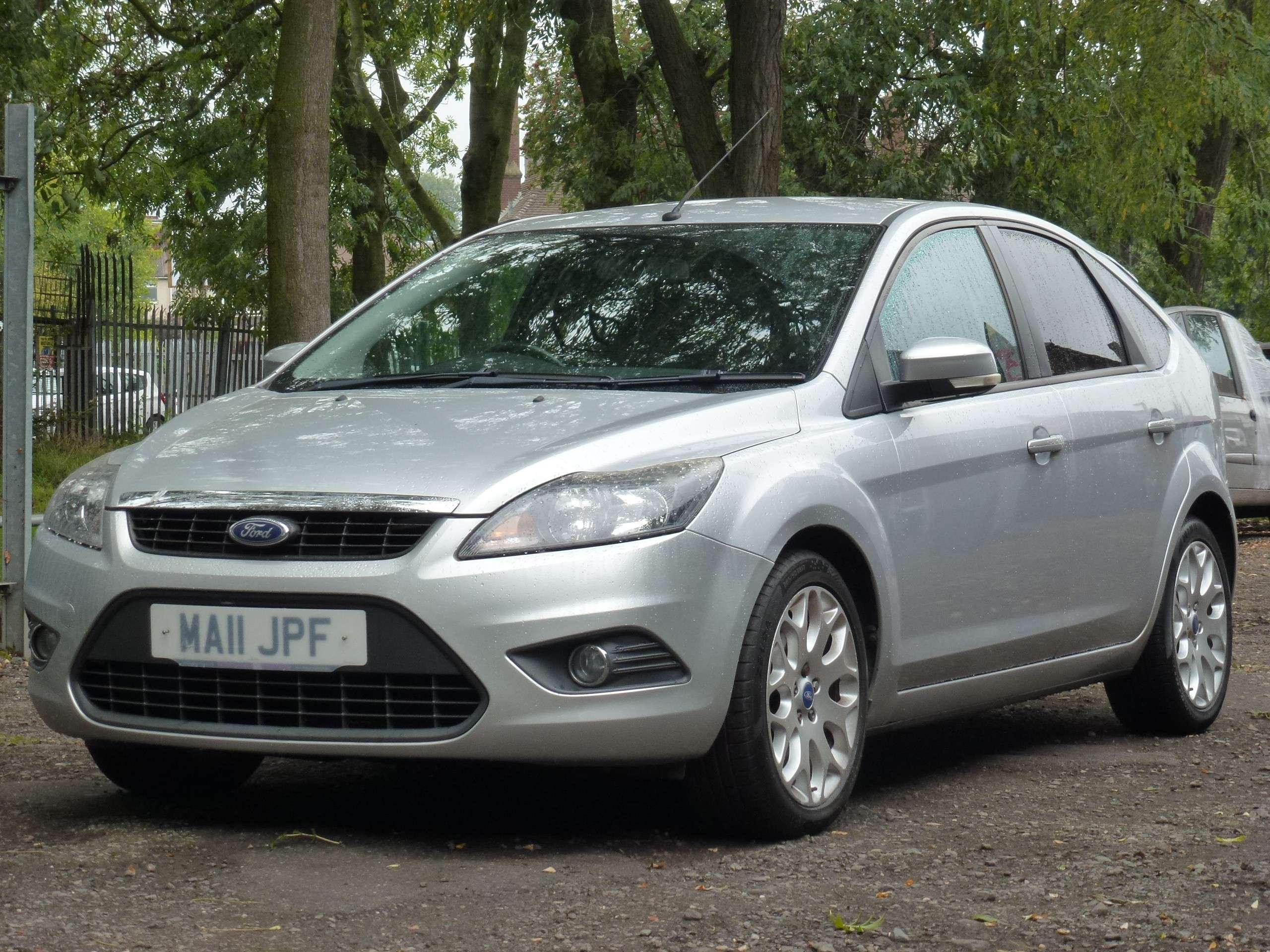 A 2011 FORD FOCUS 1.6 Zetec Hatchback 5dr Petrol Manual (159 g/km, 99 bhp) A 2011 FORD FOCUS 1.6 Zetec Hatchback 5dr Petrol Manual (159 g/km, 99 bhp)