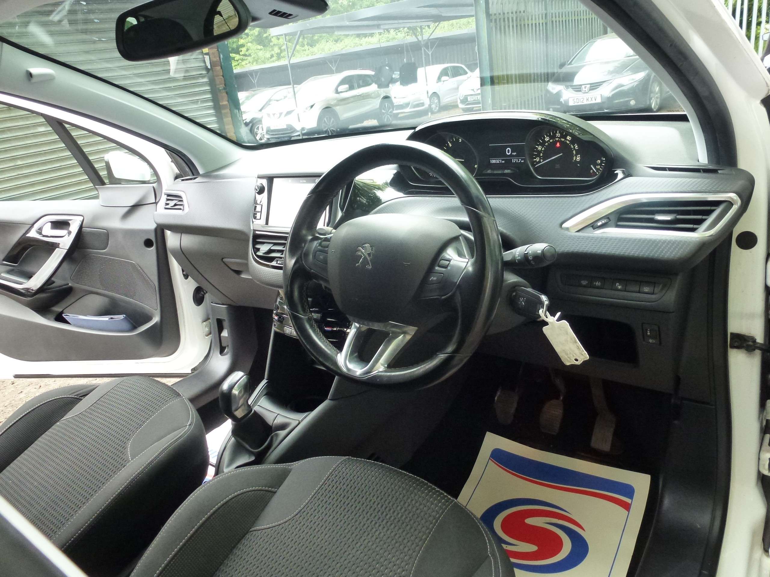 2019 PEUGEOT 208 2019 PEUGEOT 208