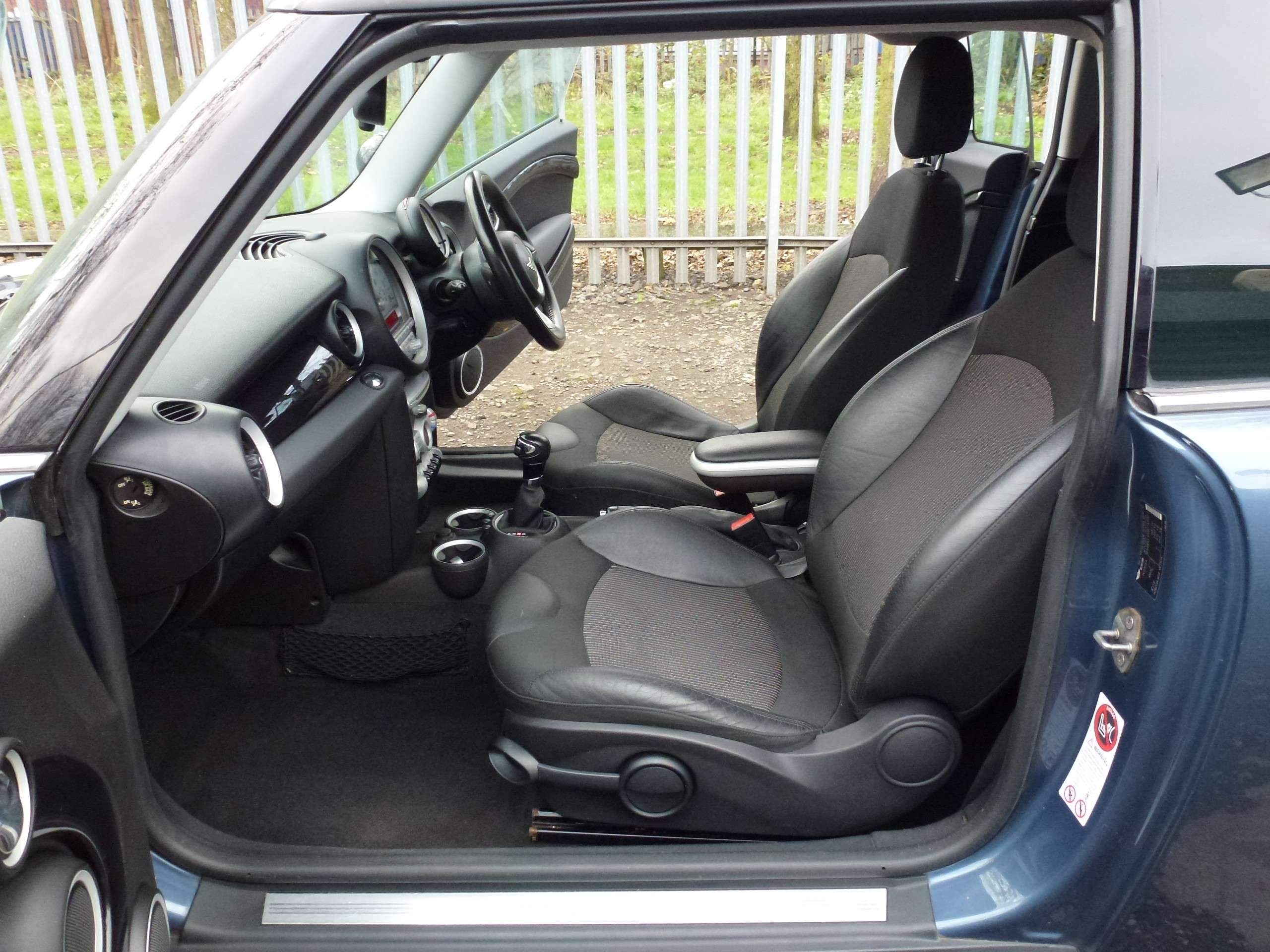 2009 MINI CLUBMAN 2009 MINI CLUBMAN