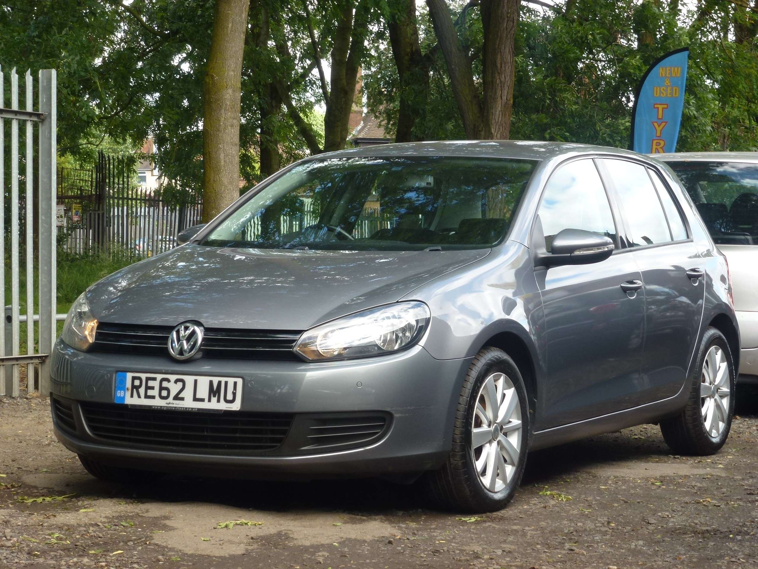 A 2012 VOLKSWAGEN GOLF 2.0 TDI Match Hatchback 5dr Diesel Manual Euro 5 (140 ps) A 2012 VOLKSWAGEN GOLF 2.0 TDI Match Hatchback 5dr Diesel Manual Euro 5 (140 ps)