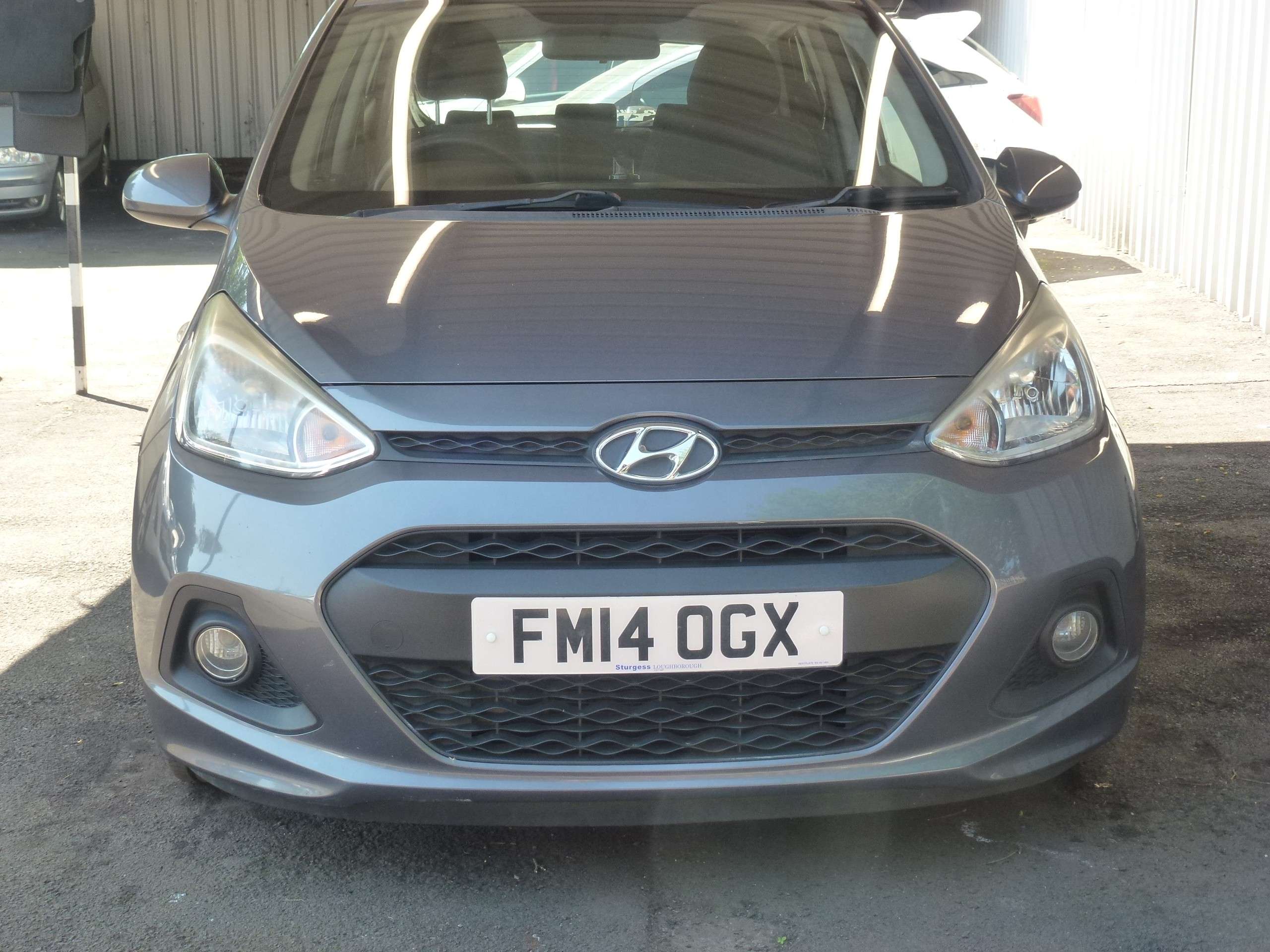 A 2014 HYUNDAI I10 1.0 SE Hatchback 5dr Petrol Manual Euro 5 (66 ps) A 2014 HYUNDAI I10 1.0 SE Hatchback 5dr Petrol Manual Euro 5 (66 ps)