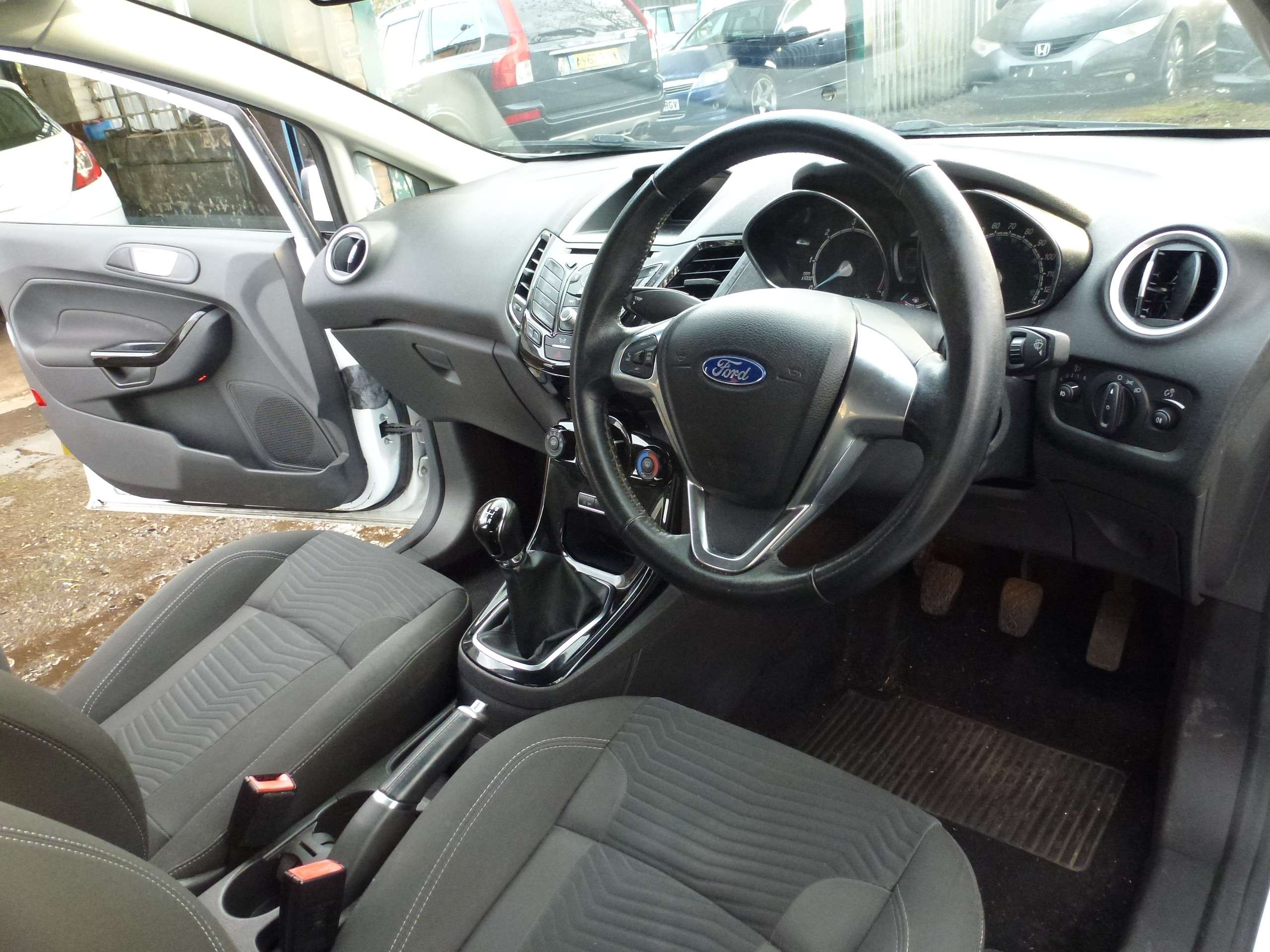 2015 FORD FIESTA 2015 FORD FIESTA