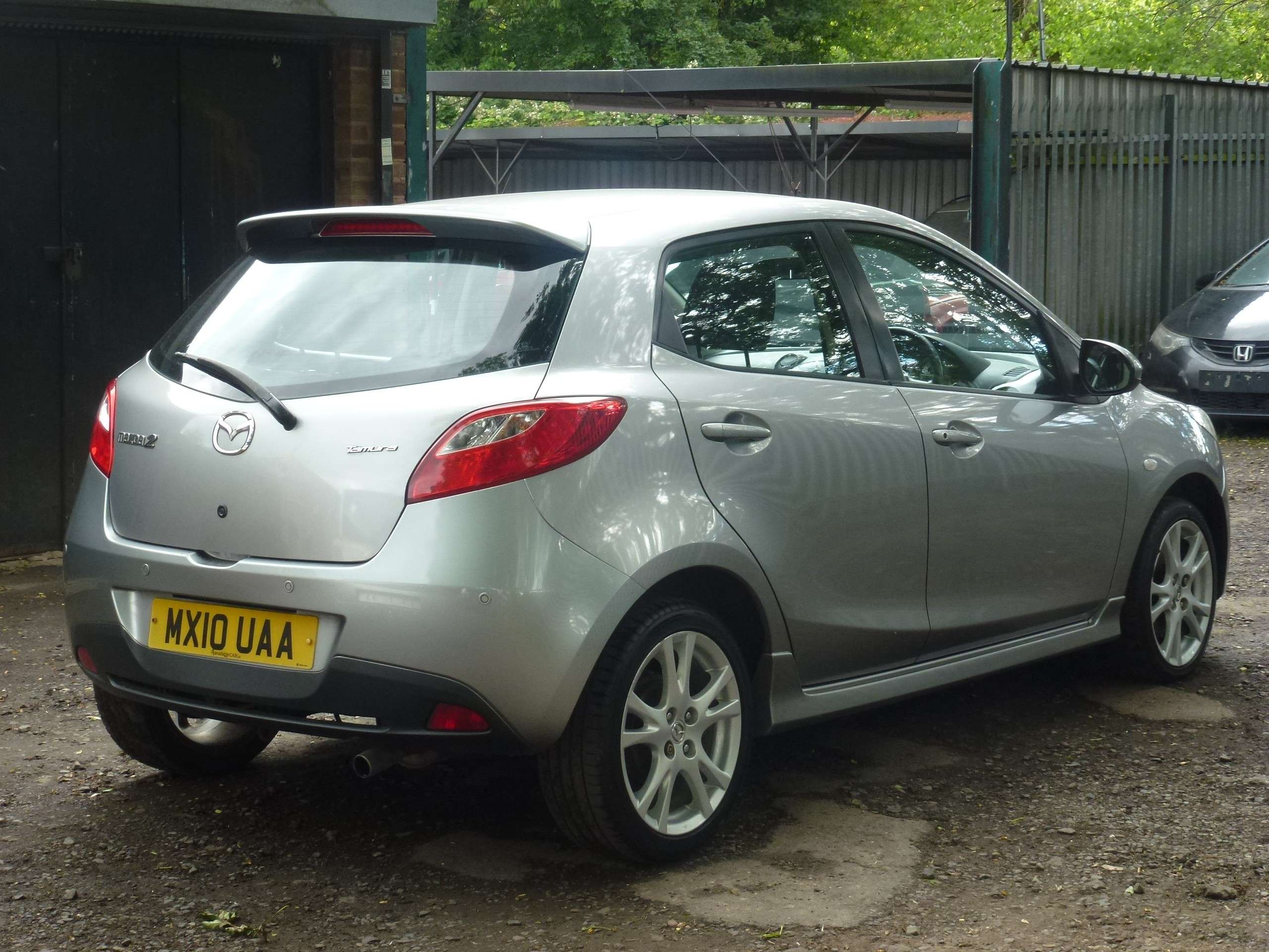 A 2010 MAZDA MAZDA2 1.3 Tamura Hatchback 5dr Petrol Manual Euro 4 (86 ps) A 2010 MAZDA MAZDA2 1.3 Tamura Hatchback 5dr Petrol Manual Euro 4 (86 ps)
