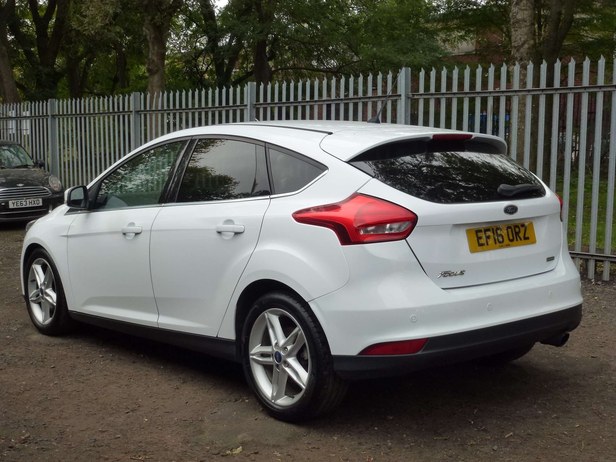 A 2016 FORD FOCUS 1.5T EcoBoost Titanium Hatchback 5dr Petrol Auto Euro 6 (s/s) (150 ps) A 2016 FORD FOCUS 1.5T EcoBoost Titanium Hatchback 5dr Petrol Auto Euro 6 (s/s) (150 ps)