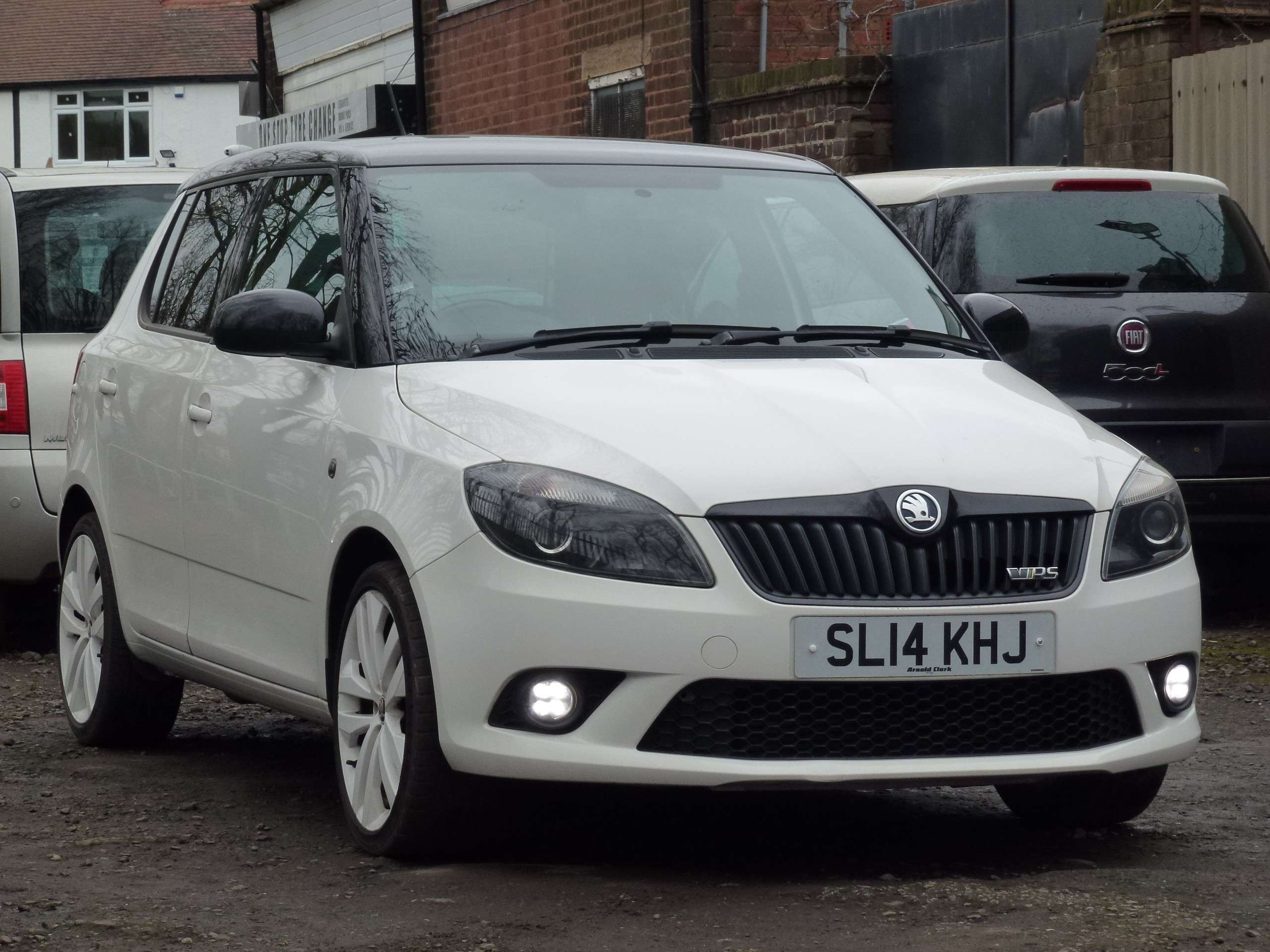 A 2014 SKODA FABIA 1.4 TSI vRS 5dr DSG A 2014 SKODA FABIA 1.4 TSI vRS 5dr DSG