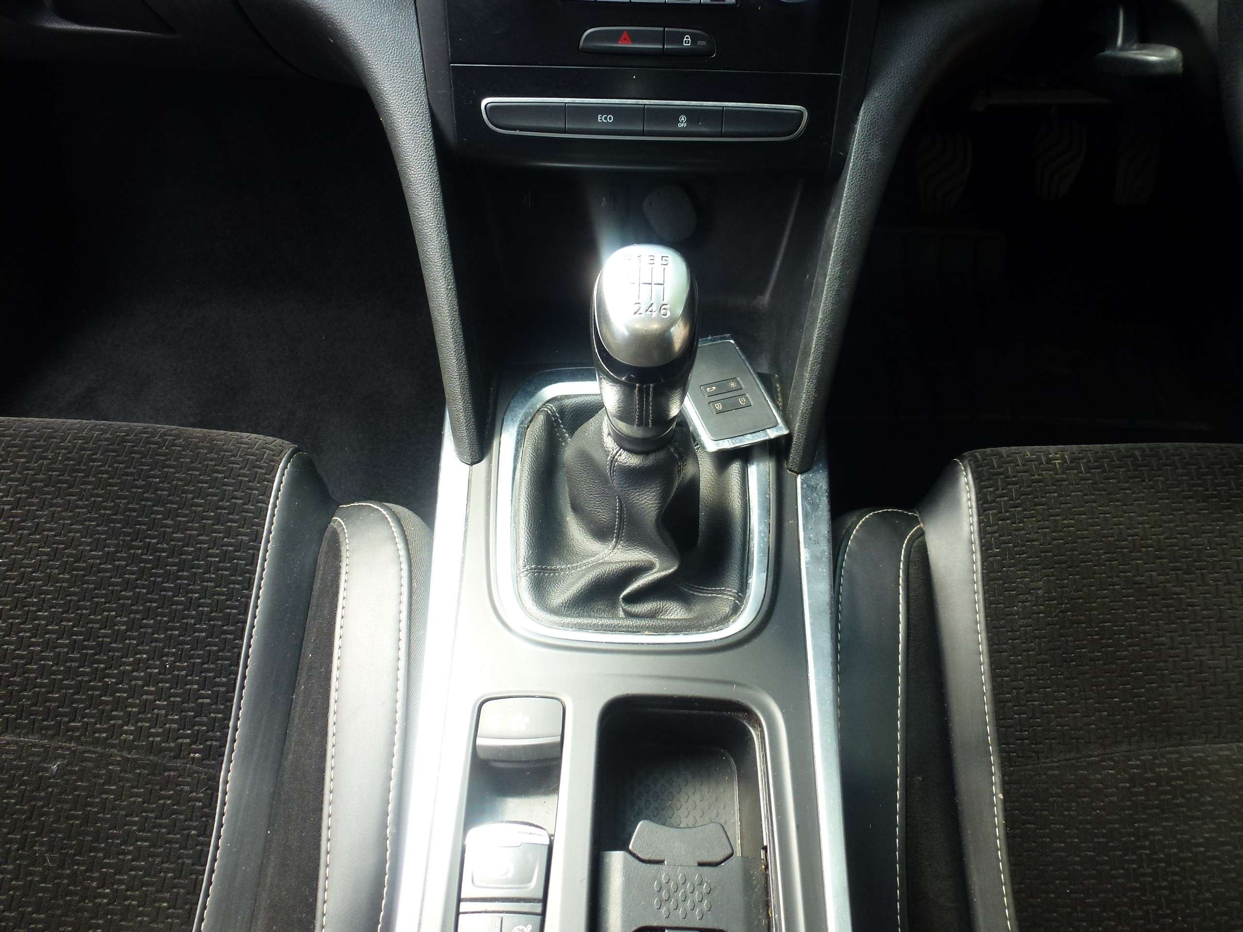 2017 RENAULT MEGANE 2017 RENAULT MEGANE