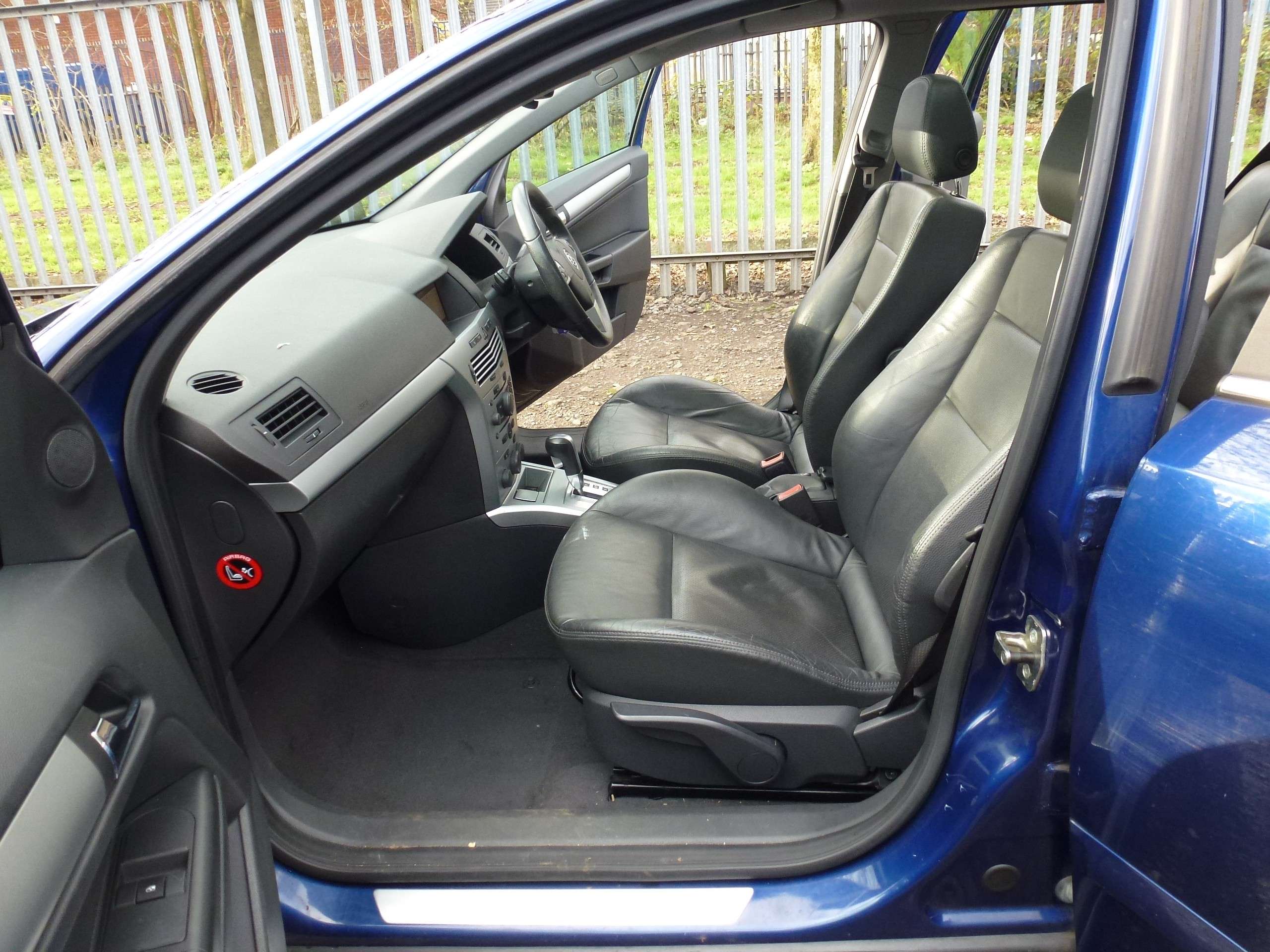 2009 VAUXHALL ASTRA 2009 VAUXHALL ASTRA