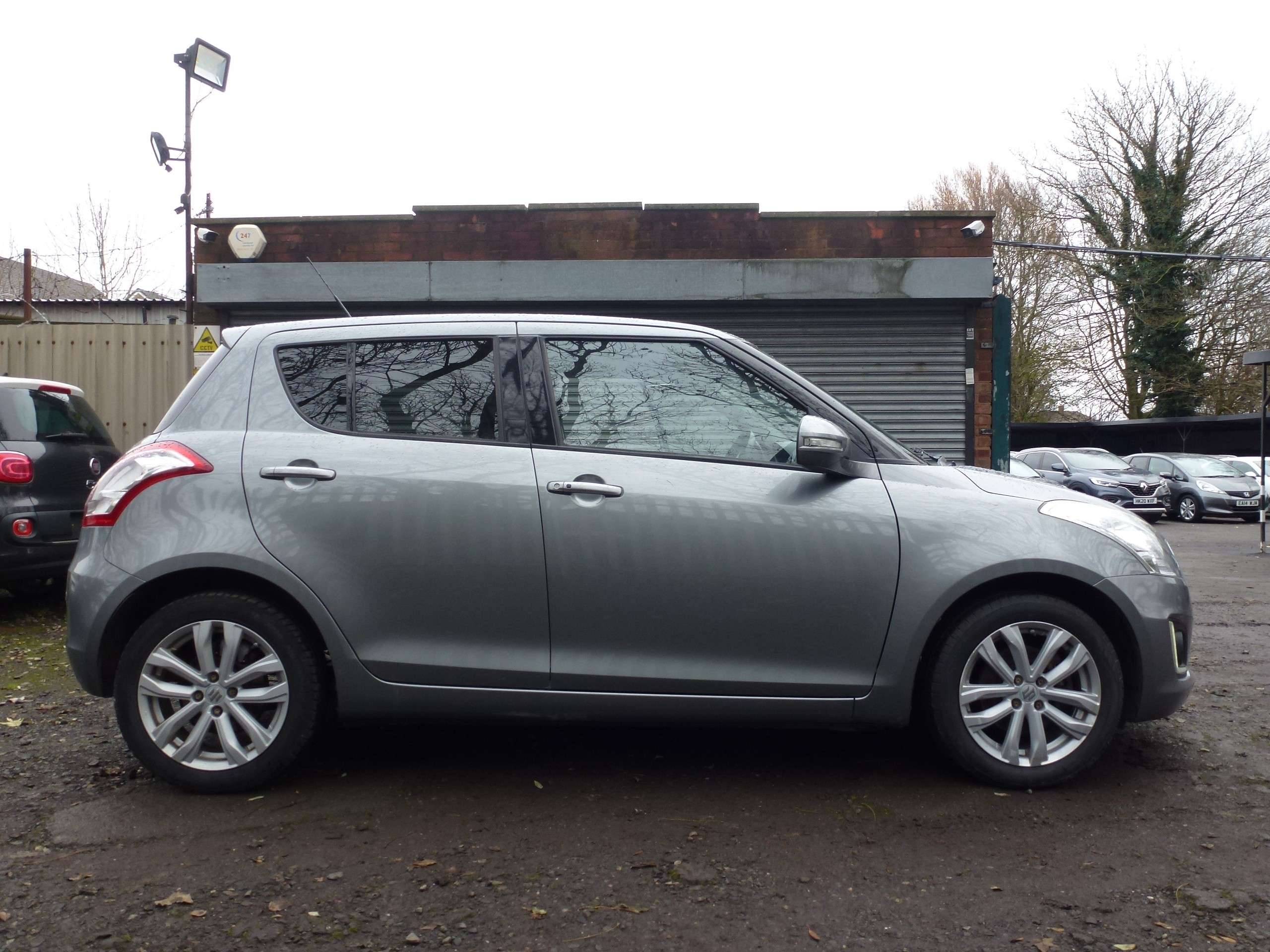 2015 SUZUKI SWIFT 2015 SUZUKI SWIFT