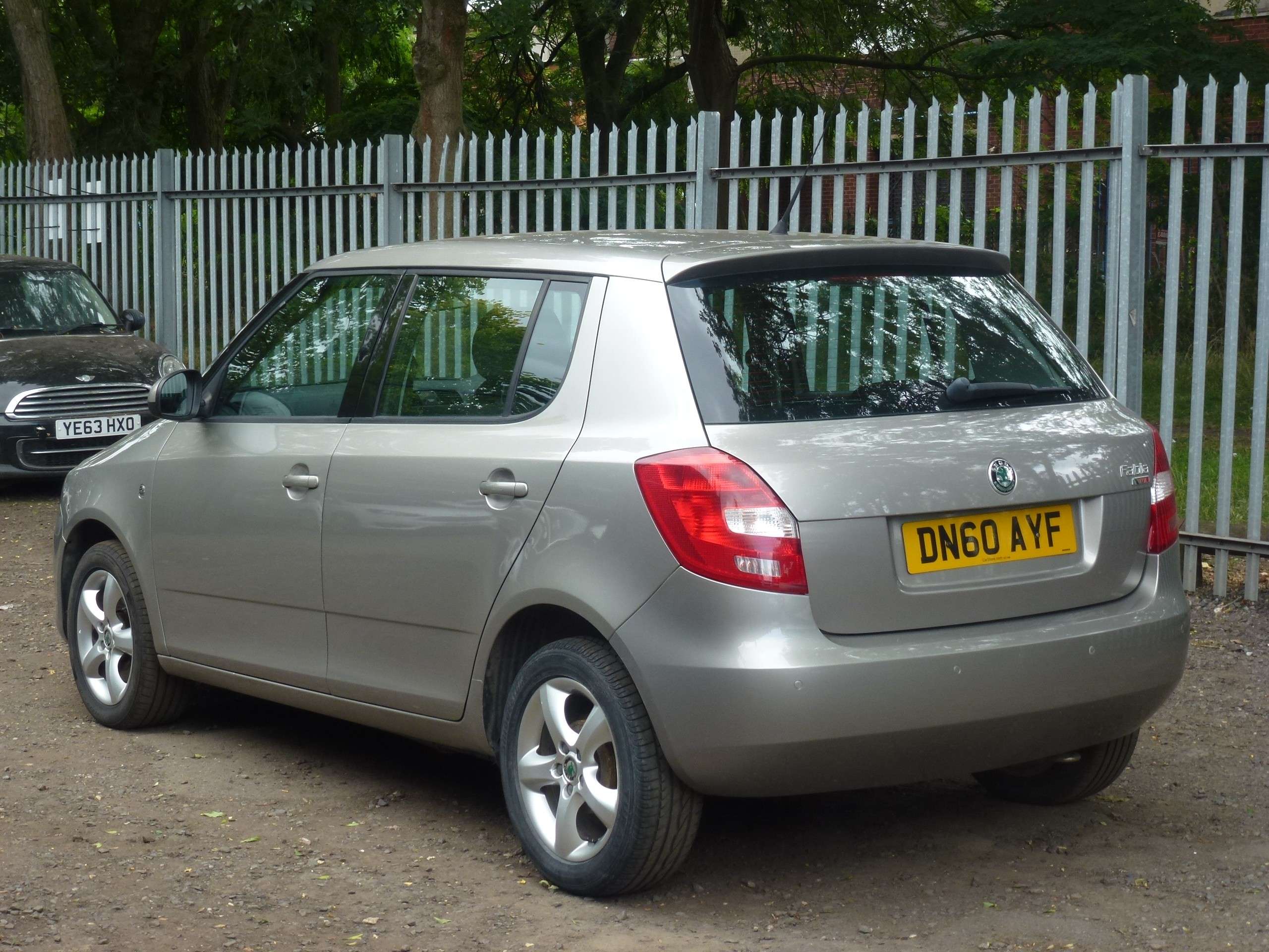 A 2010 SKODA FABIA 1.6 TDI SE Hatchback 5dr Diesel Manual Euro 5 (105 ps) A 2010 SKODA FABIA 1.6 TDI SE Hatchback 5dr Diesel Manual Euro 5 (105 ps)