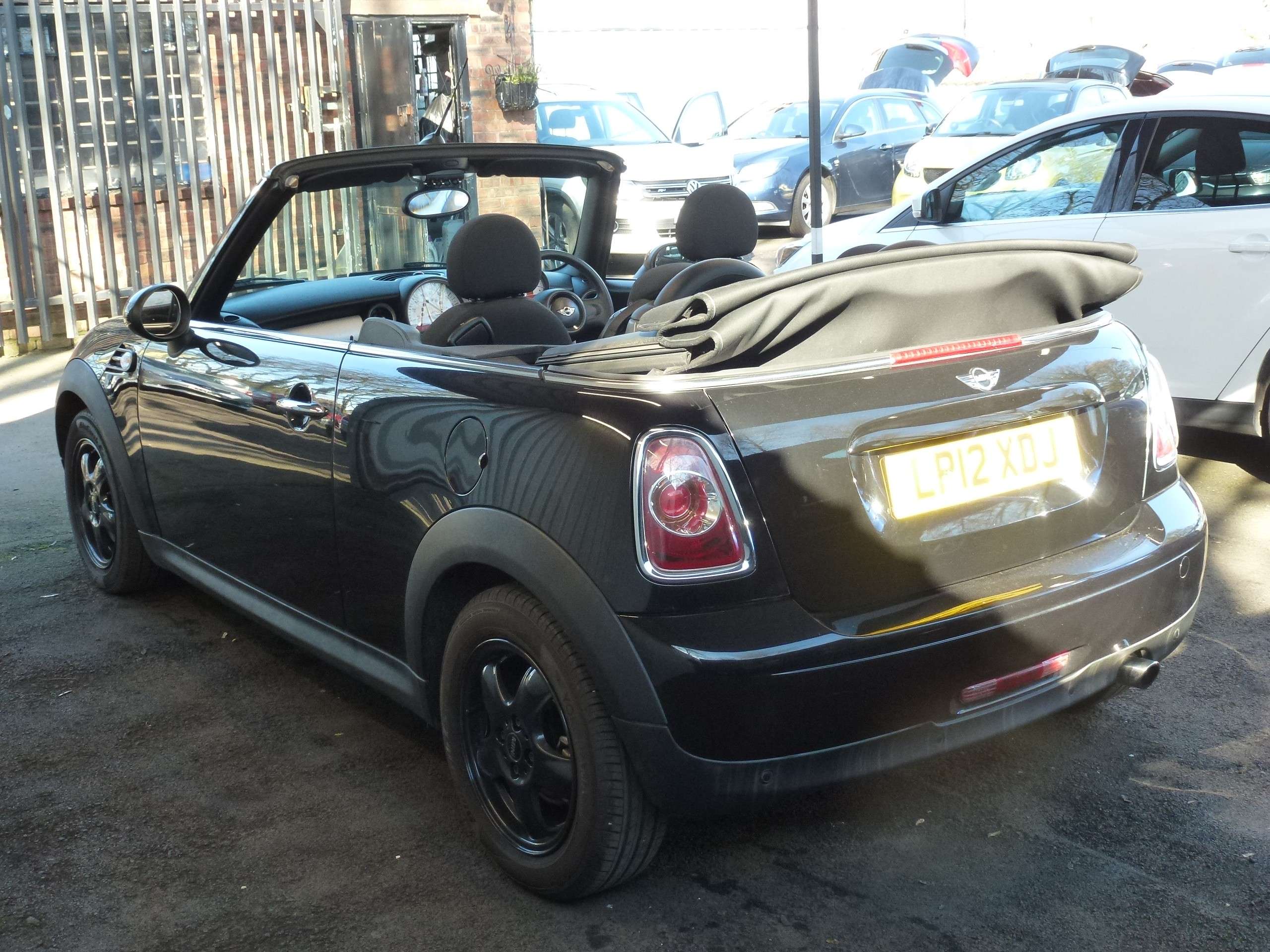 2012 MINI CONVERTIBLE 2012 MINI CONVERTIBLE